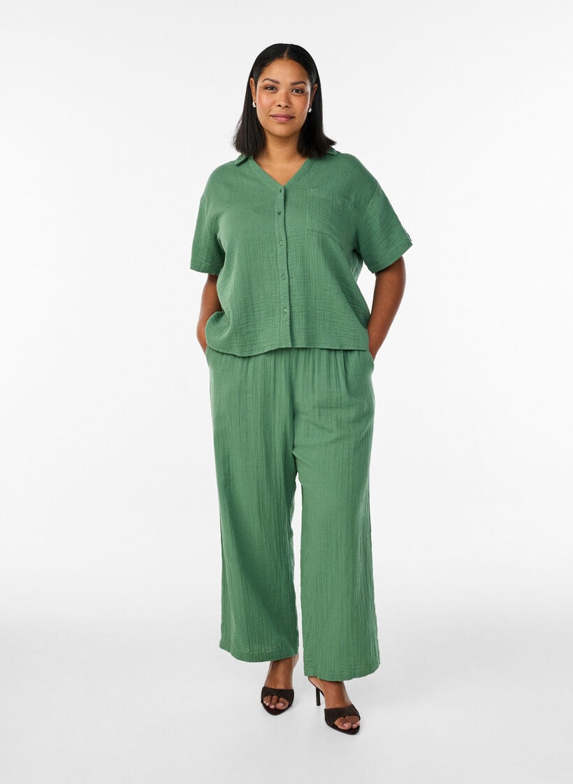 Blus i bomullsmuslin med korta &auml;rmar, Gr&ouml;n, Model image number 1