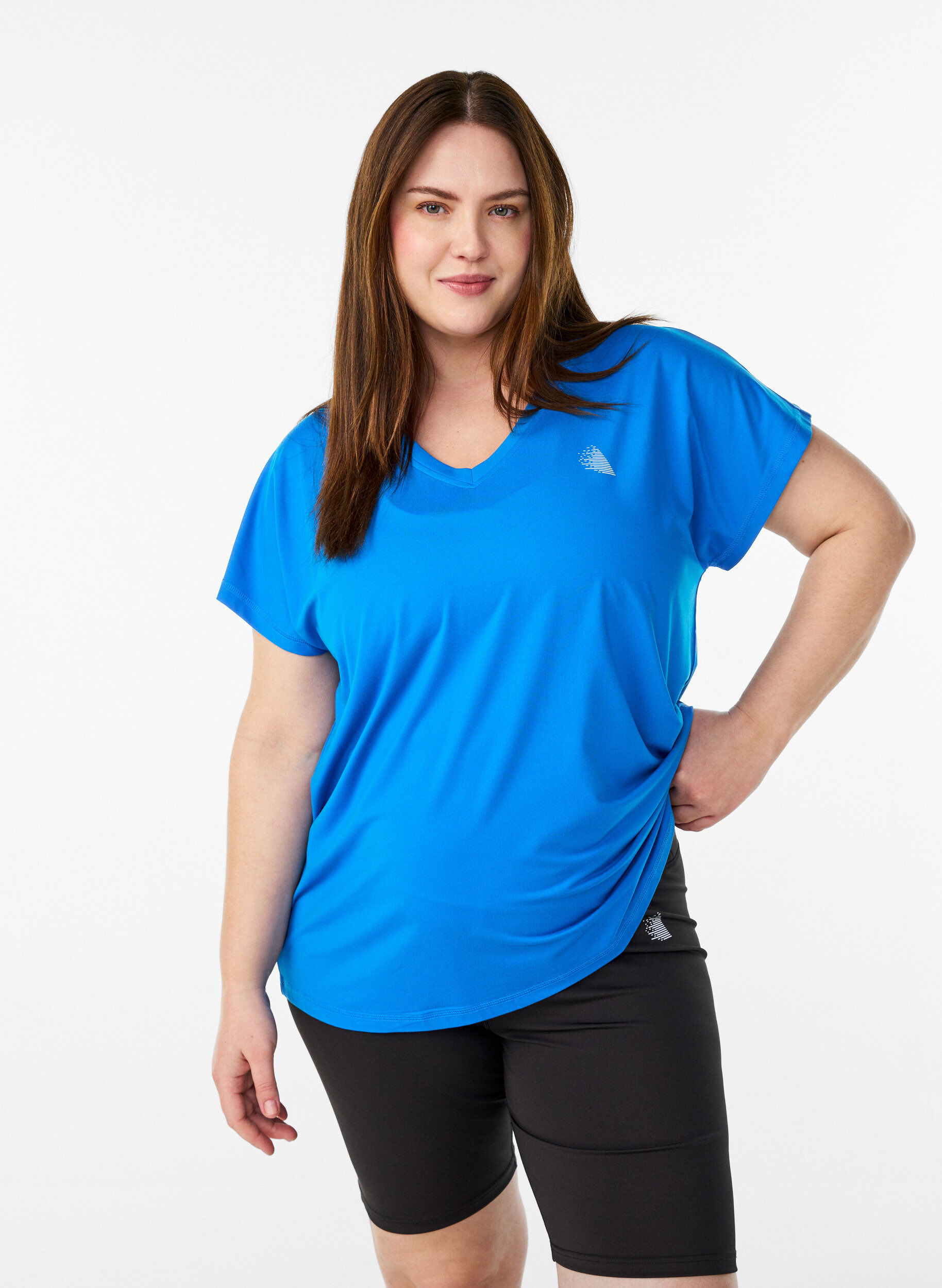 Tr&auml;nings t-shirt med v-ringning och l&ouml;s passform, Bl&aring;, Model