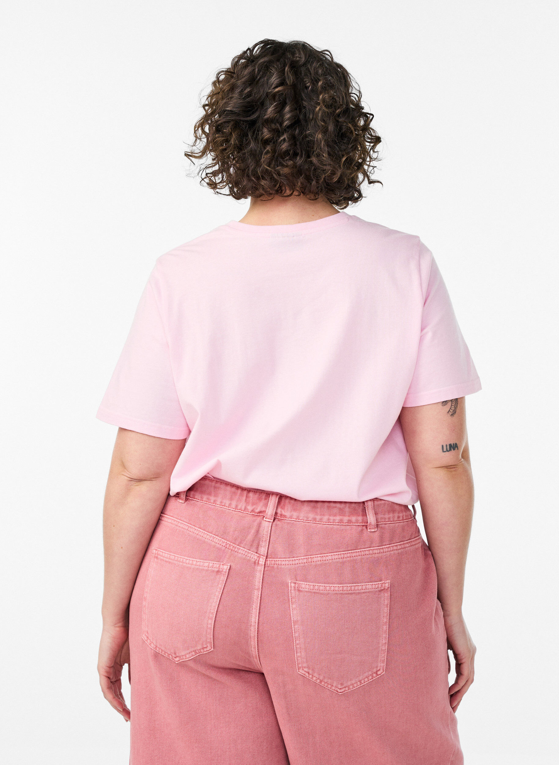 ZizziT-shirt i ekologisk bomull med tryck framtill, Rosa, Model image number 2