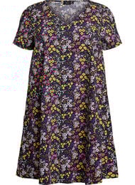 Kort a-linjeformad kl&auml;nning med blomm&ouml;nster, Bl&aring;