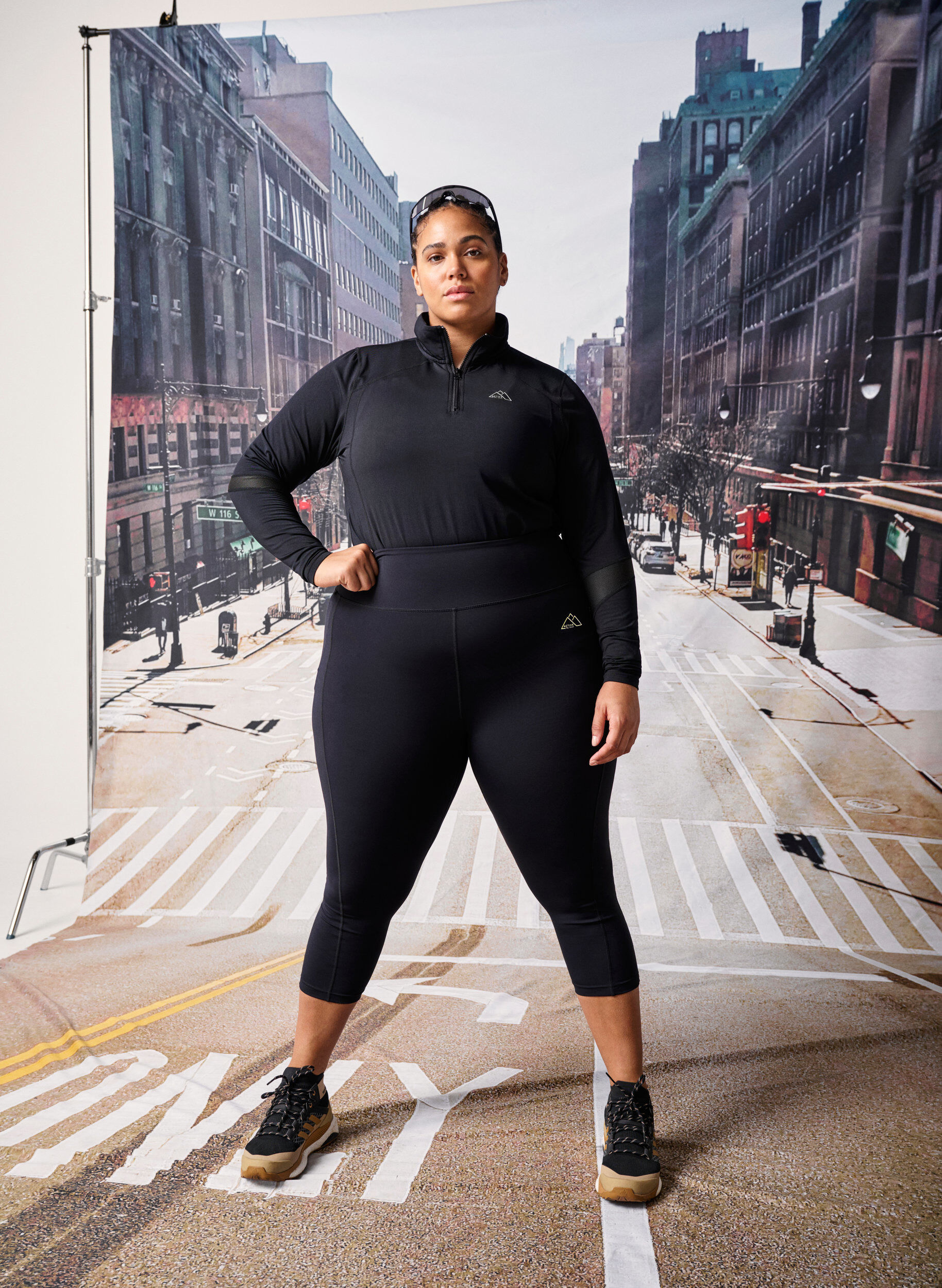 Zizzi 3/4-tr&auml;ningsleggings med fickor, Black, Image image number 0