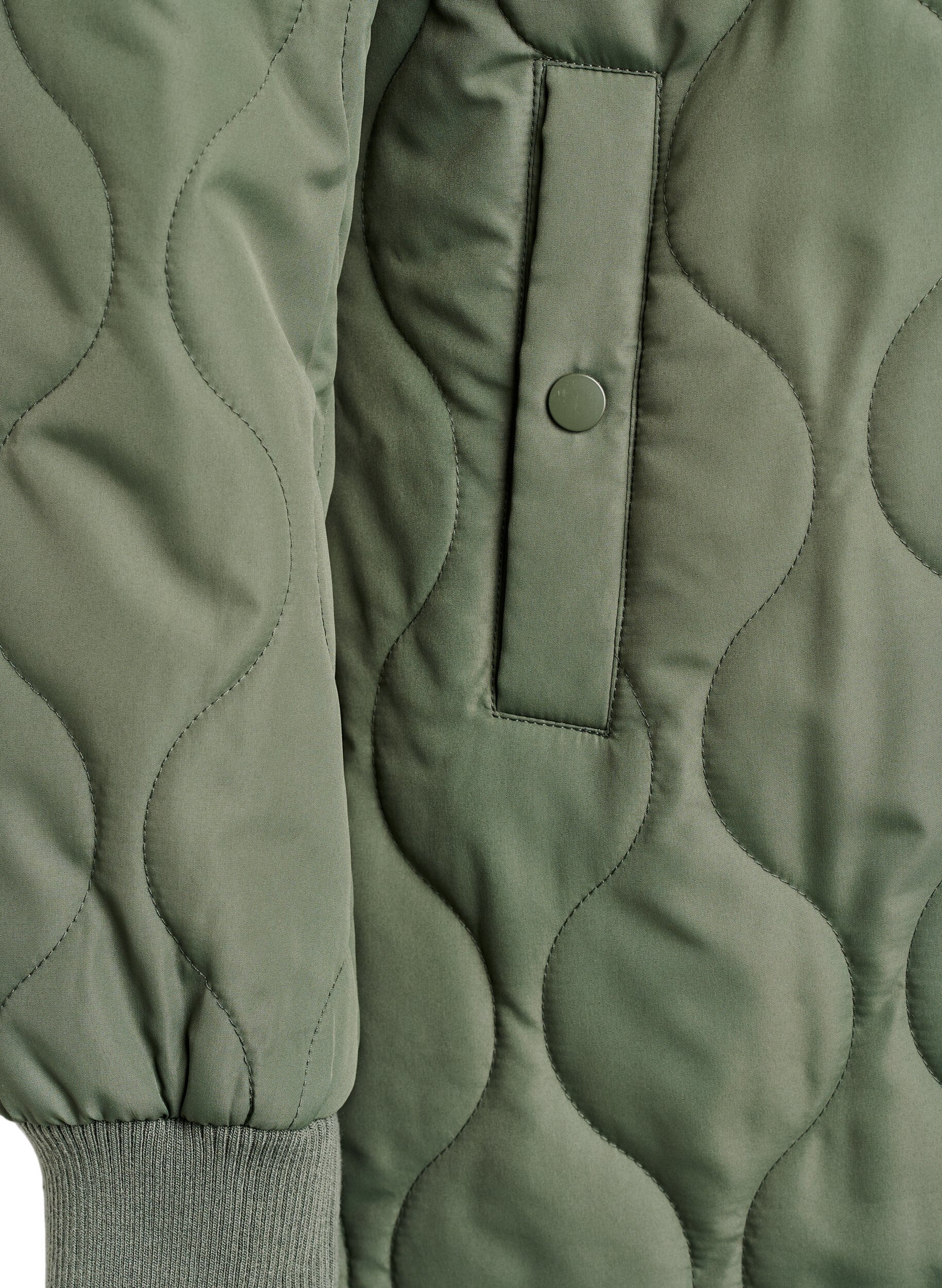 ZizziMell&aring;ng quiltad jacka med huva, Gr&ouml;n, Packshot image number 3