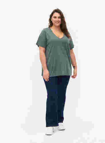 FLASH - V-ringad T-shirt, Balsam Green, Model image number 2