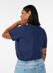 T-shirt i ekologisk bomull med h&aring;lbroderi, Bl&aring;, Model image number 2