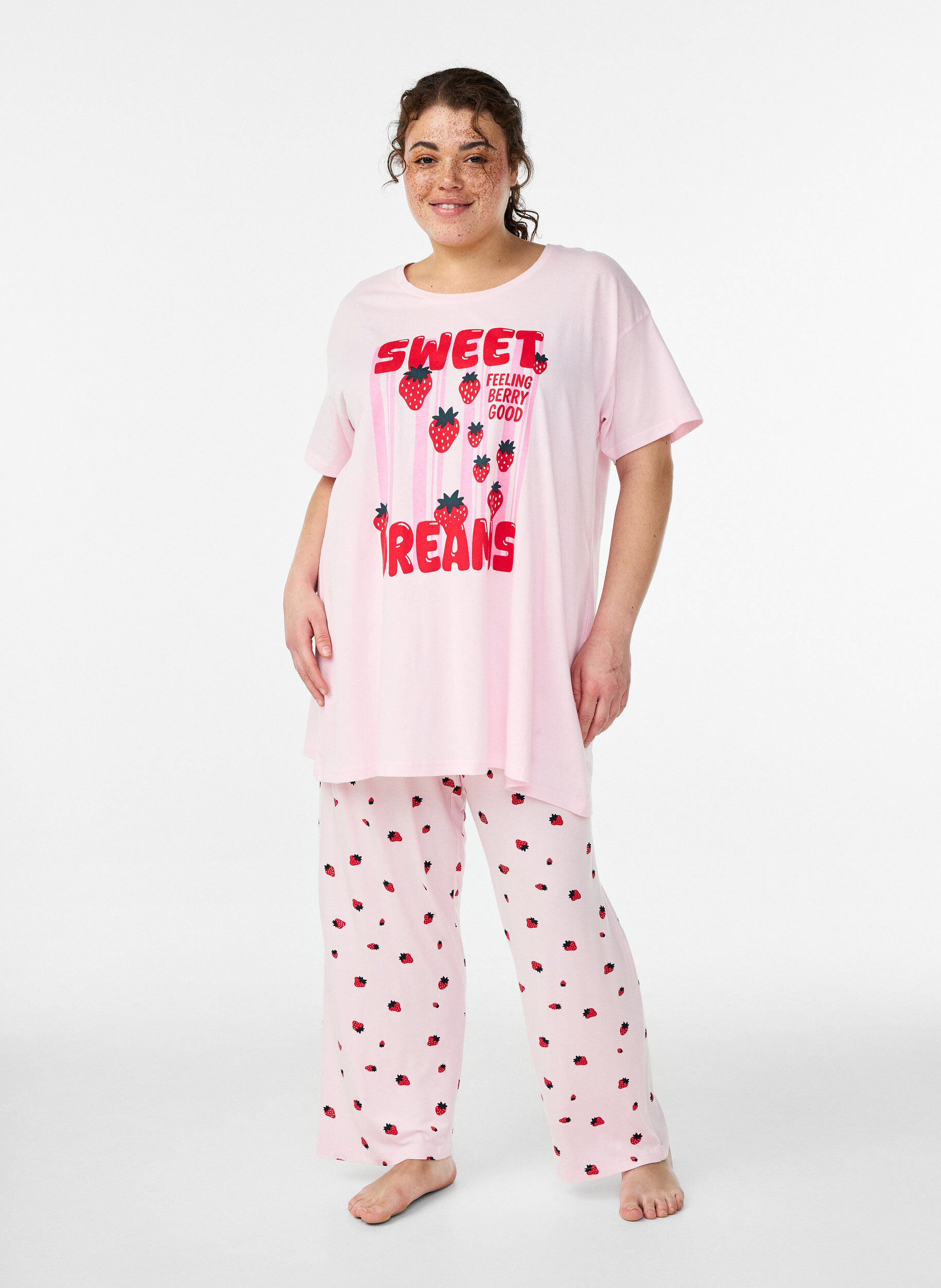 Zizzi Pyjamasbyxor i mjuk jersey med h&ouml;g midja och fruktm&ouml;nster, Rosa, Model image number 0