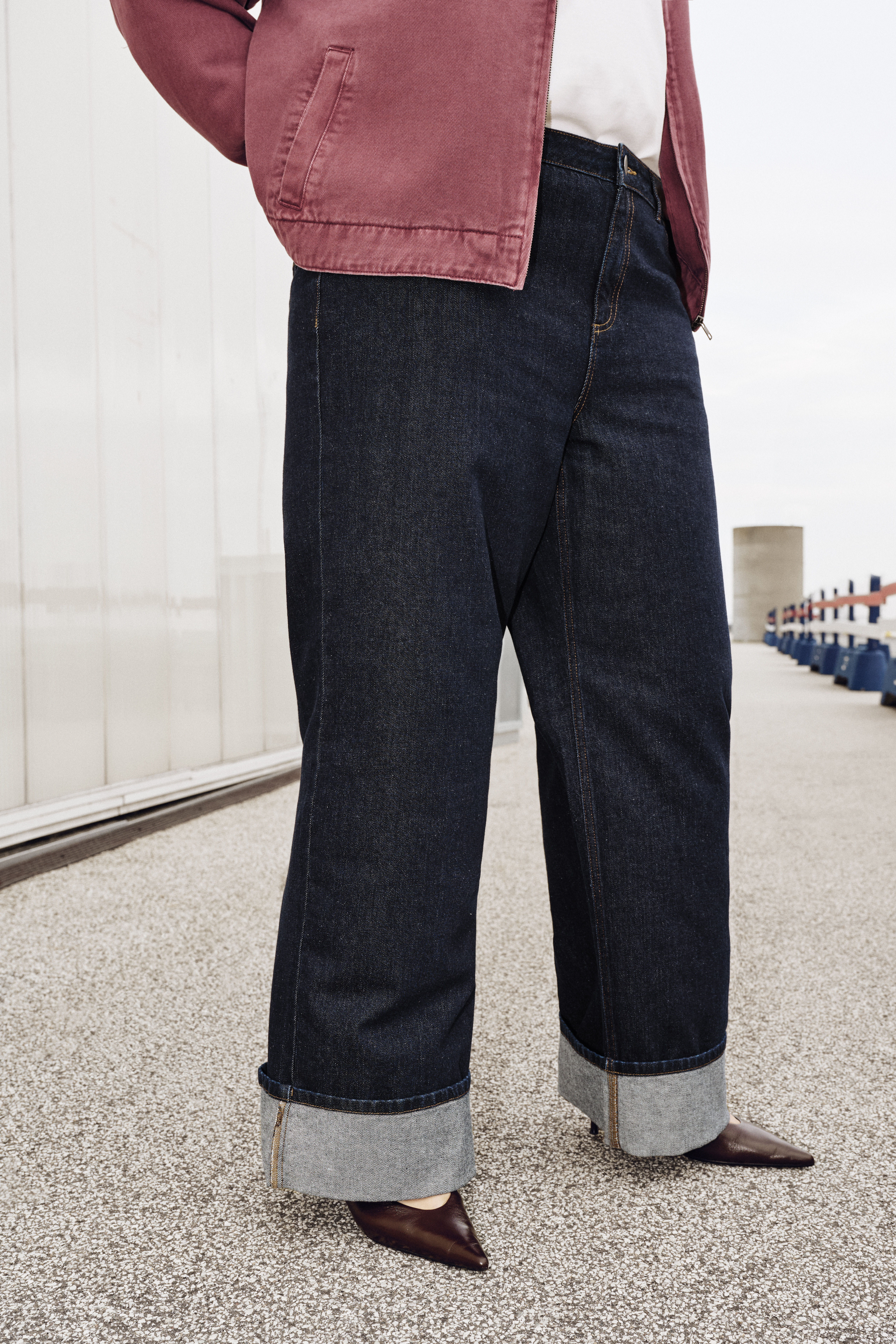 Zizzi F&auml;rgad jeansjacka, , Model