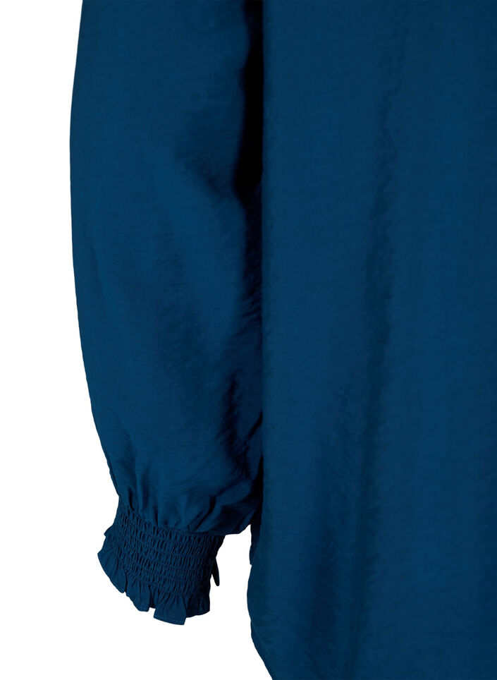 Blus i viskos med volanger och broderidetaljer, Titan, Packshot image number 3