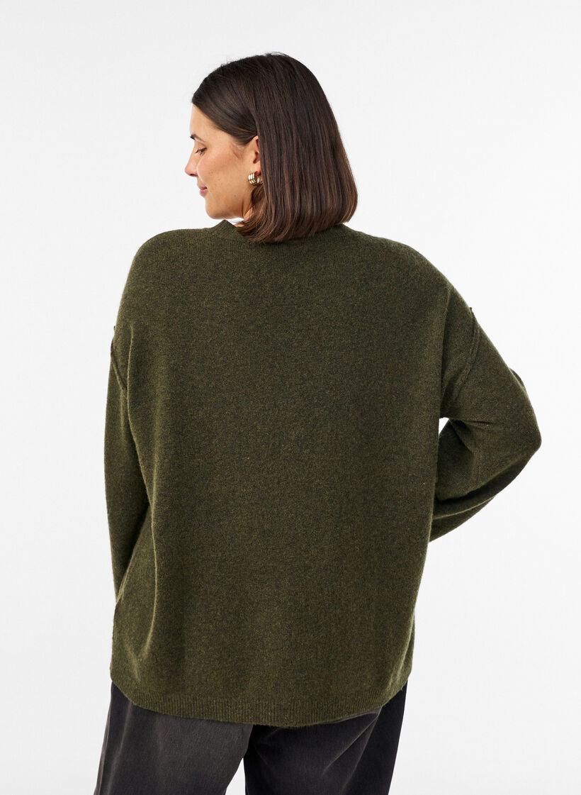 L&ouml;st stickad tr&ouml;ja med framtr&auml;dande s&ouml;mmar, Gr&ouml;n, Model image number 2