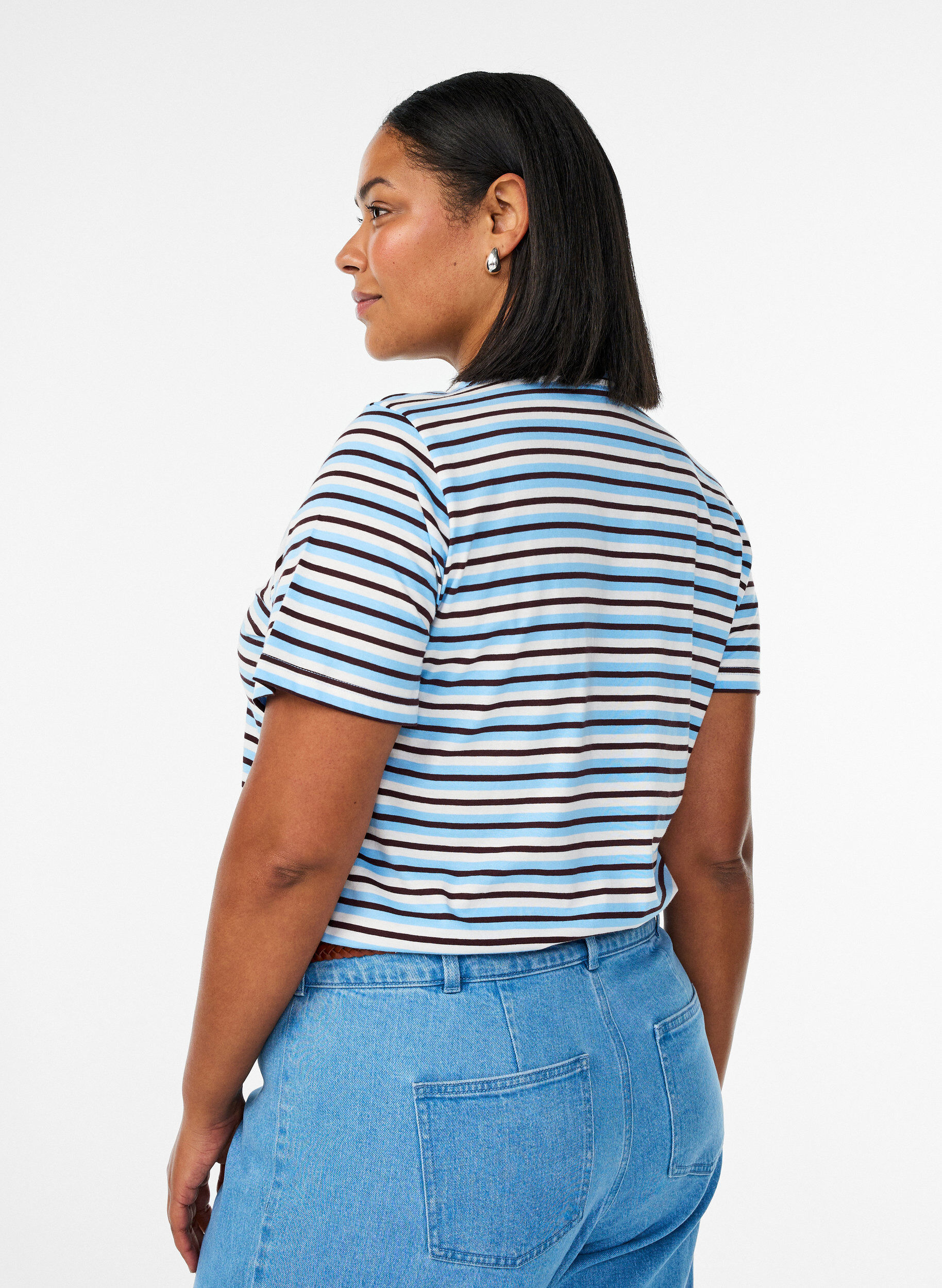 Zizzi T-shirt i bomull med r&auml;nder, Bl&aring;, Model image number 2