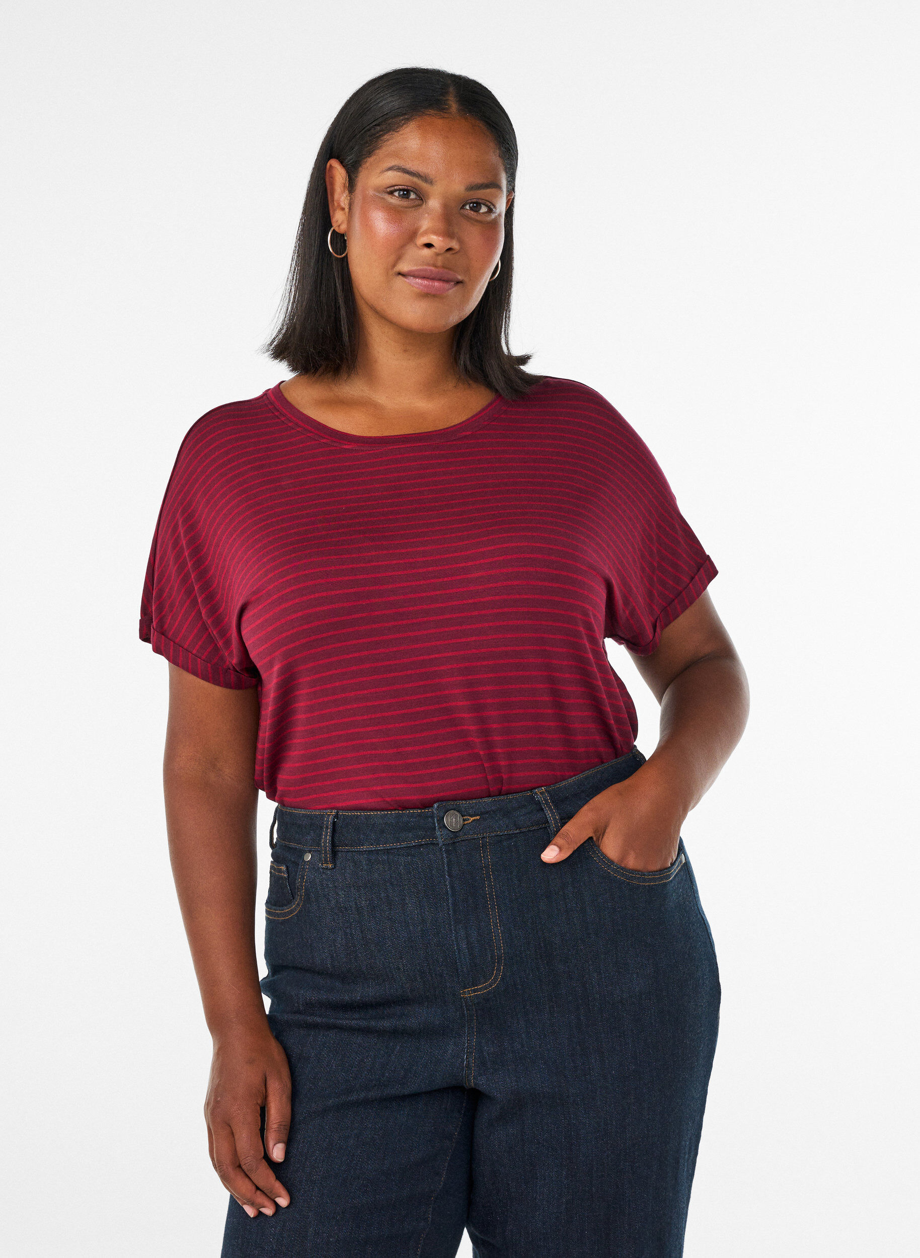 ZizziRandig t-shirt i viskos med rund halsringning, R&ouml;d, Model image number 0