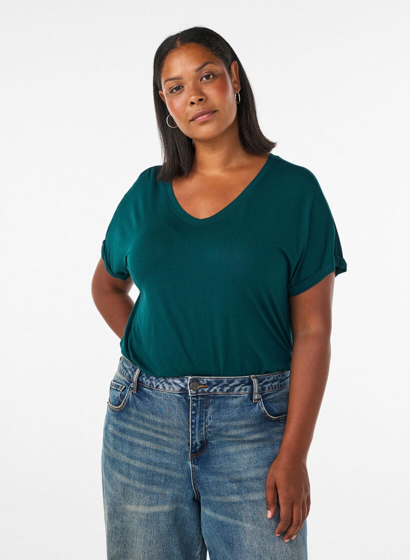 Bas-t-shirt med v-ringning i viskos, Gr&ouml;n, Model image number 0