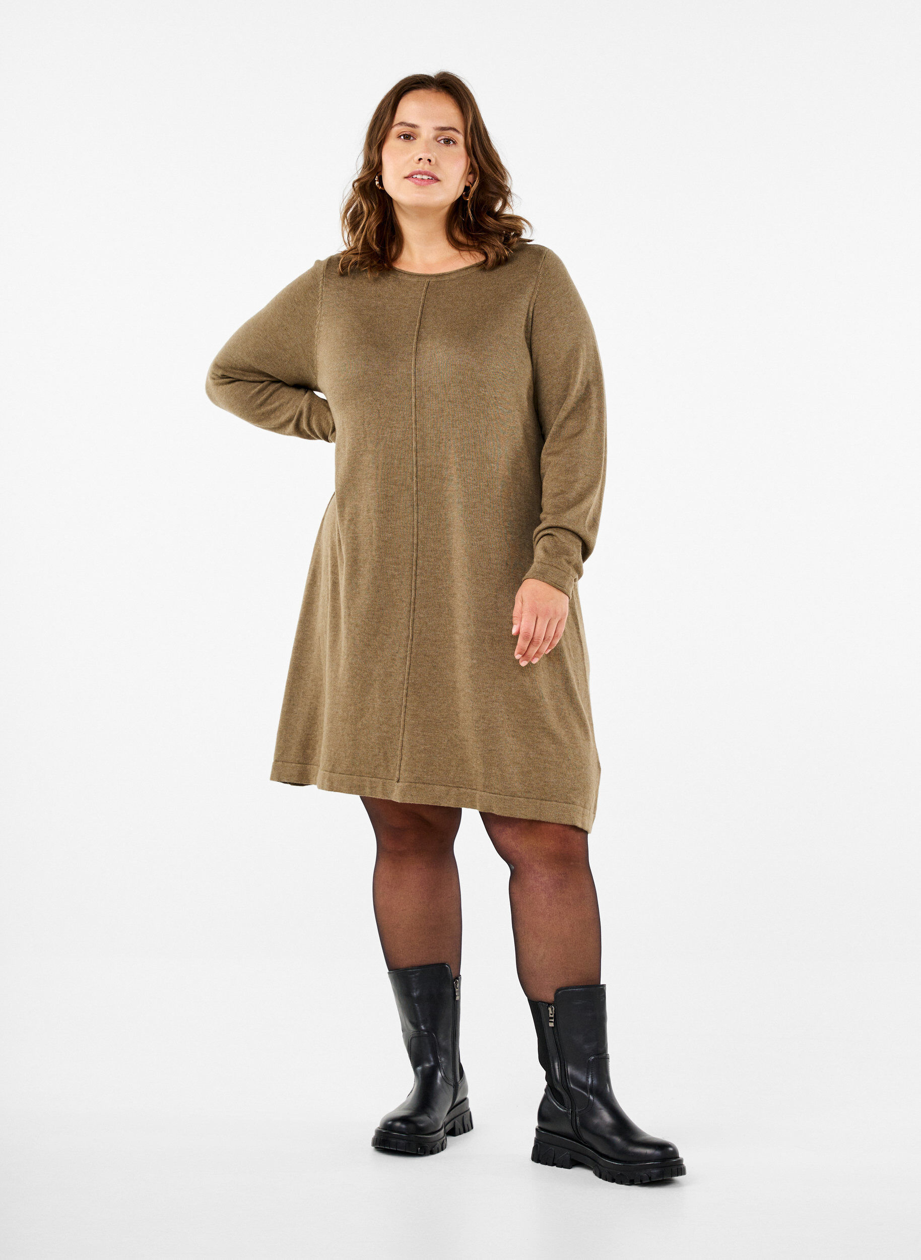 Zizzi Stickad kl&auml;nning i bomull-viskosblandning, Gr&ouml;n, Model image number 1