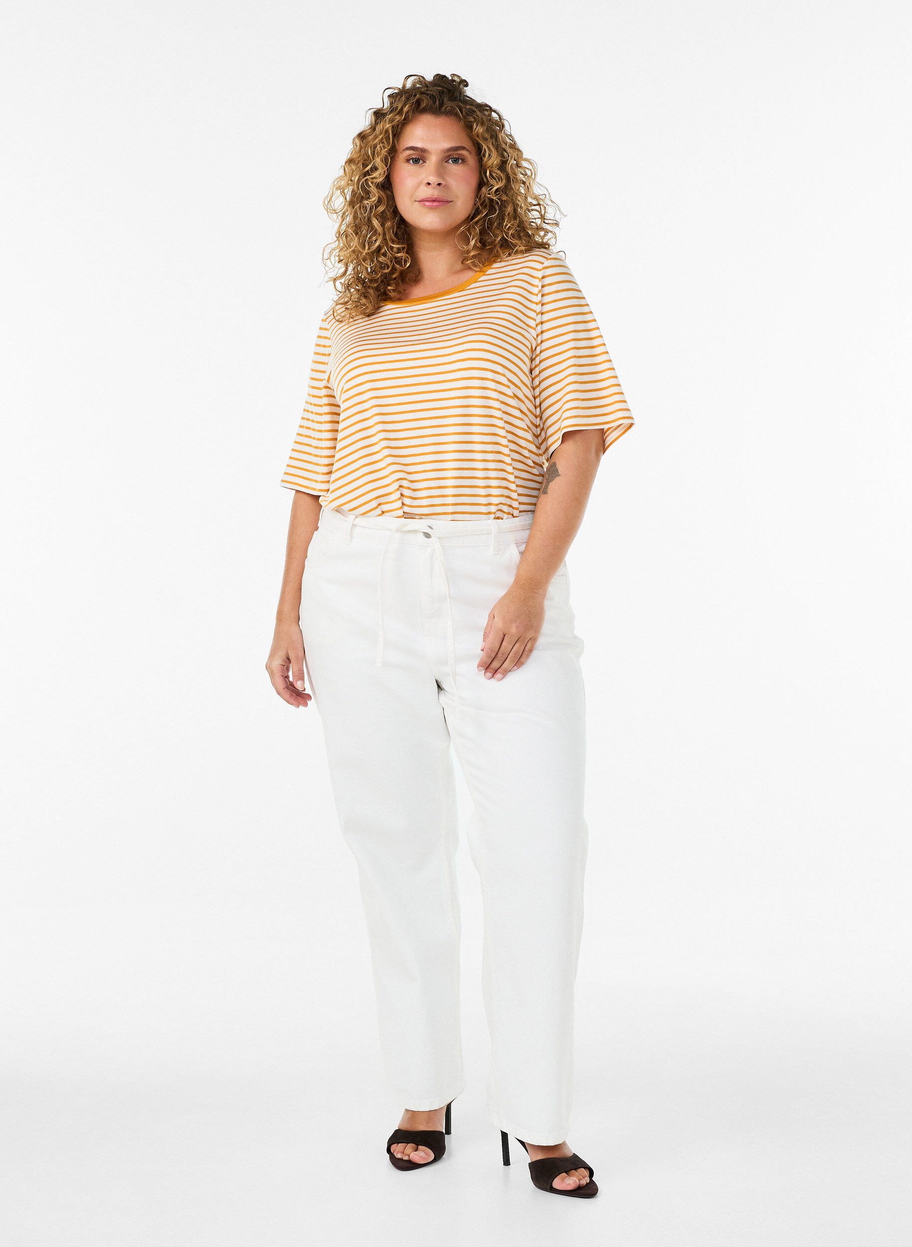 ZizziT-shirt i TENCEL&trade; Lyocell med r&auml;nder, Gul, Model image number 1