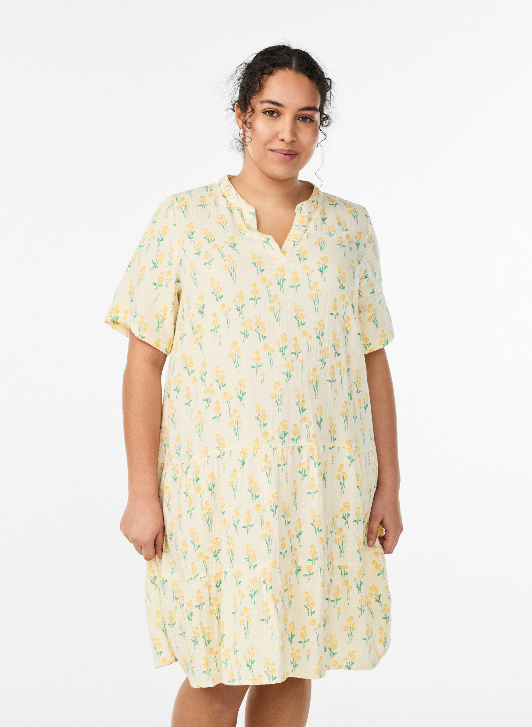 Kort a-linjeformad kl&auml;nning i bomullsmuslin, Gul, Model