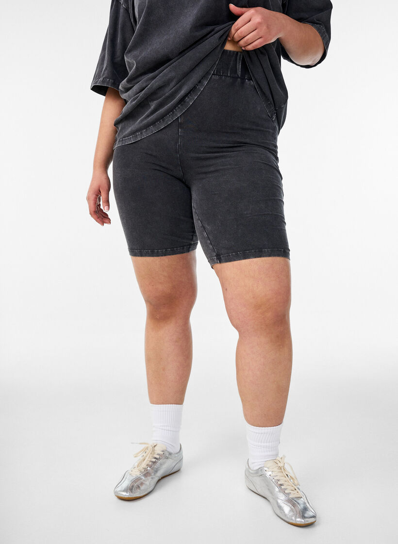 Figurn&auml;ra shorts i jersey med en tv&auml;ttad effekt, Svart, Model image number 3