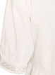 Blus i texturerad bomull med virkade detaljer, Vit, Packshot image number 3