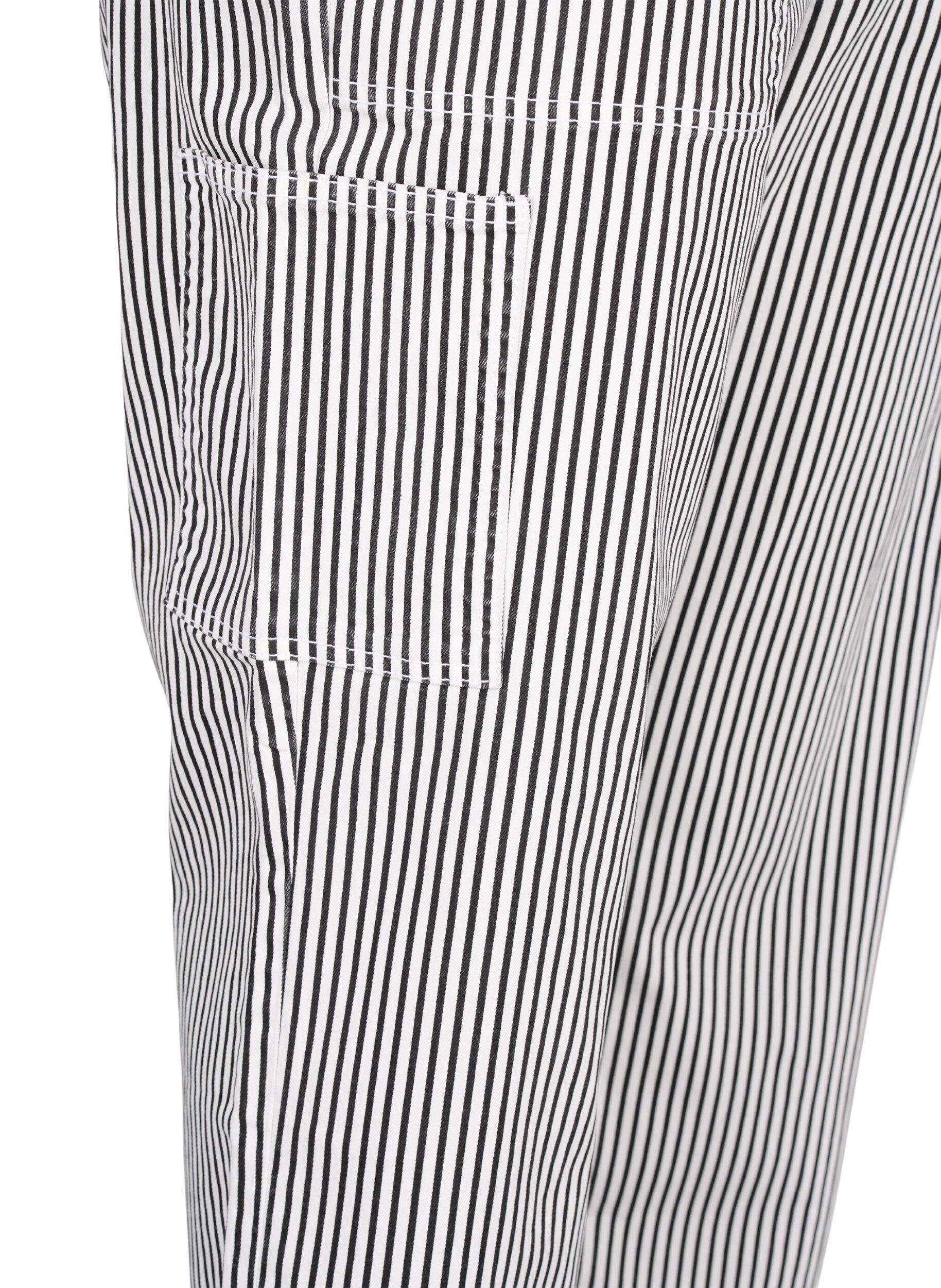 Zizzi Randiga cargojeans med rak passform, Black White Stripe, Packshot image number 3