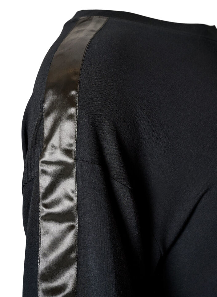 Natt-t-shirt i modal med kontrastband, Svart, Packshot image number 3