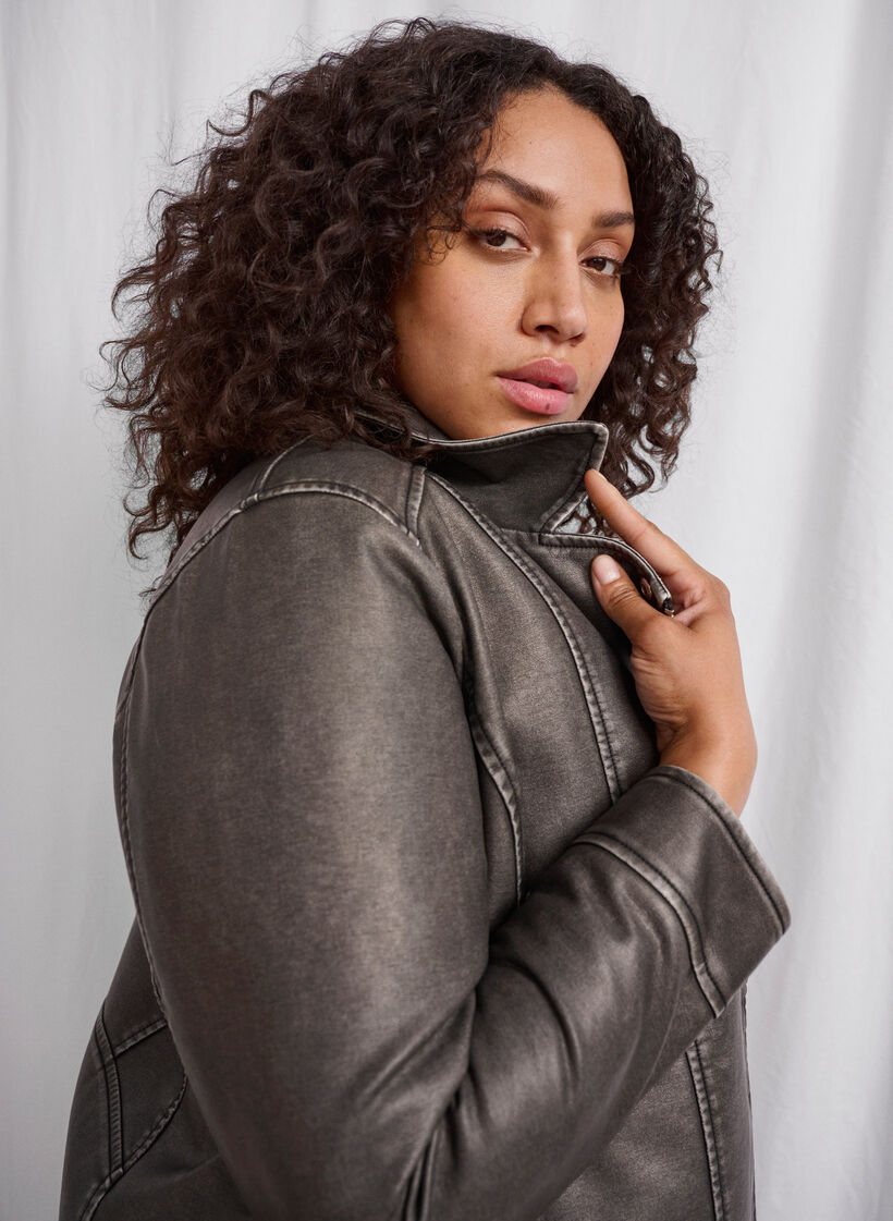 Sliten läderjacka i läderimitation, Dark Grey Wash, Image image number 0