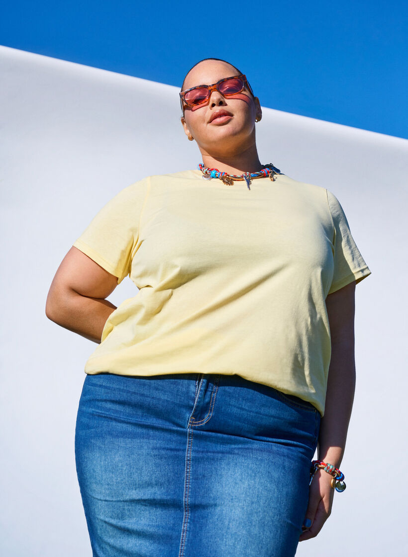 Enkel t-shirt i bomull med rund halsringning, Gul, Image image number 0