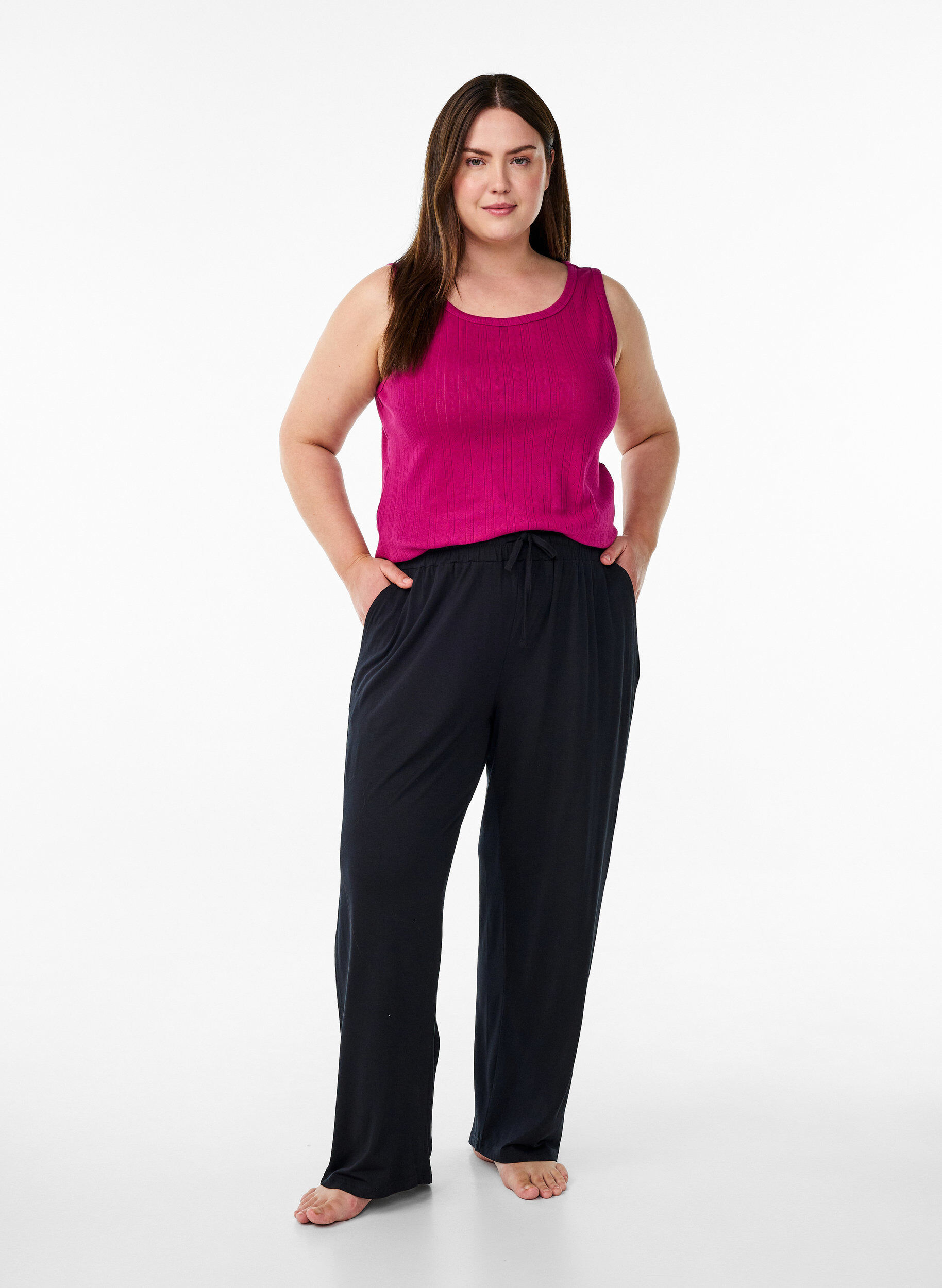 ZizziL&ouml;sa nattbyxor i viskosjersey med fickor, Svart, Model image number 0
