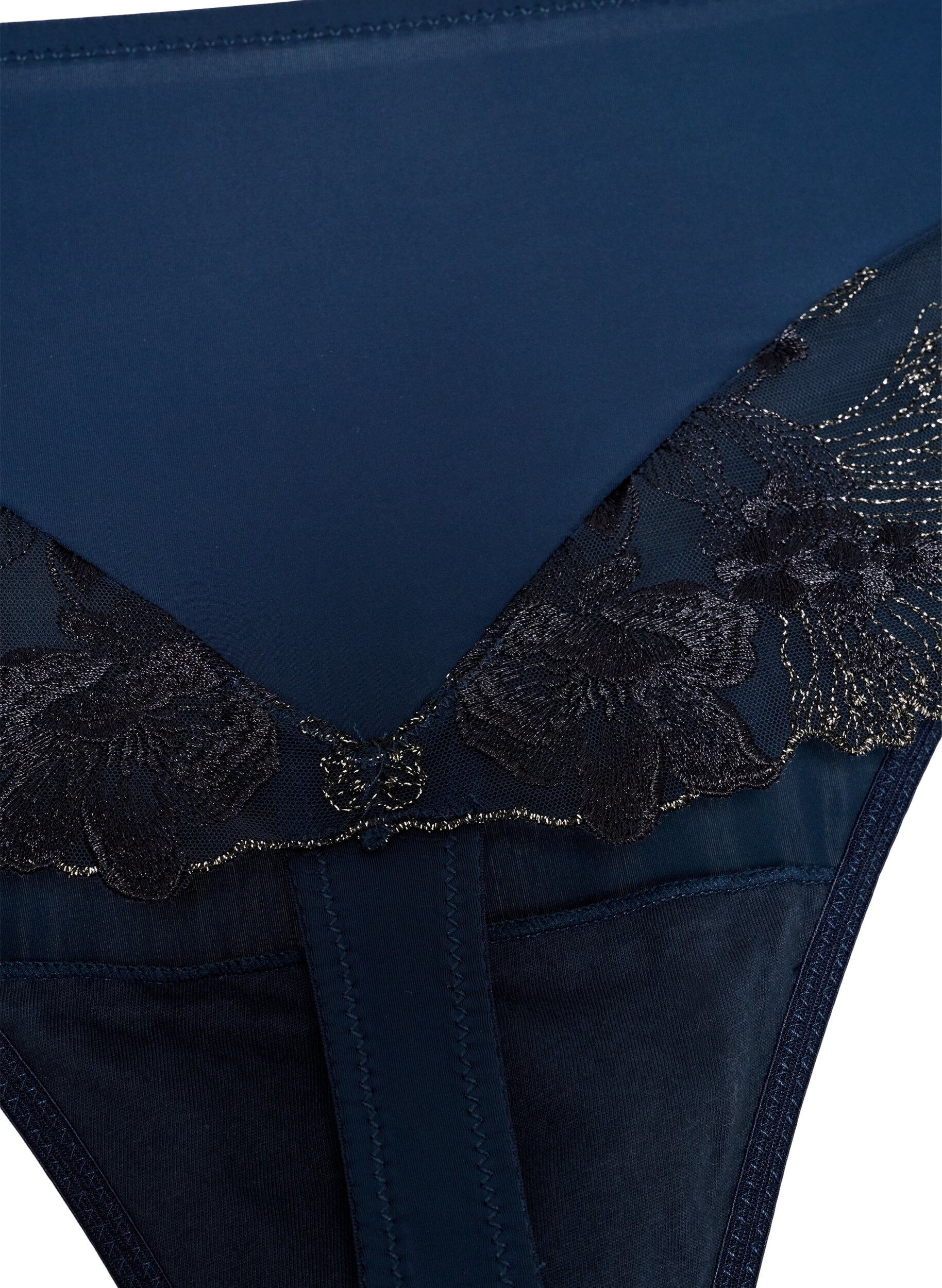 ZizziHipster-stringtrosa med blommigt broderi och normal midja, Bl&aring;, Packshot image number 1