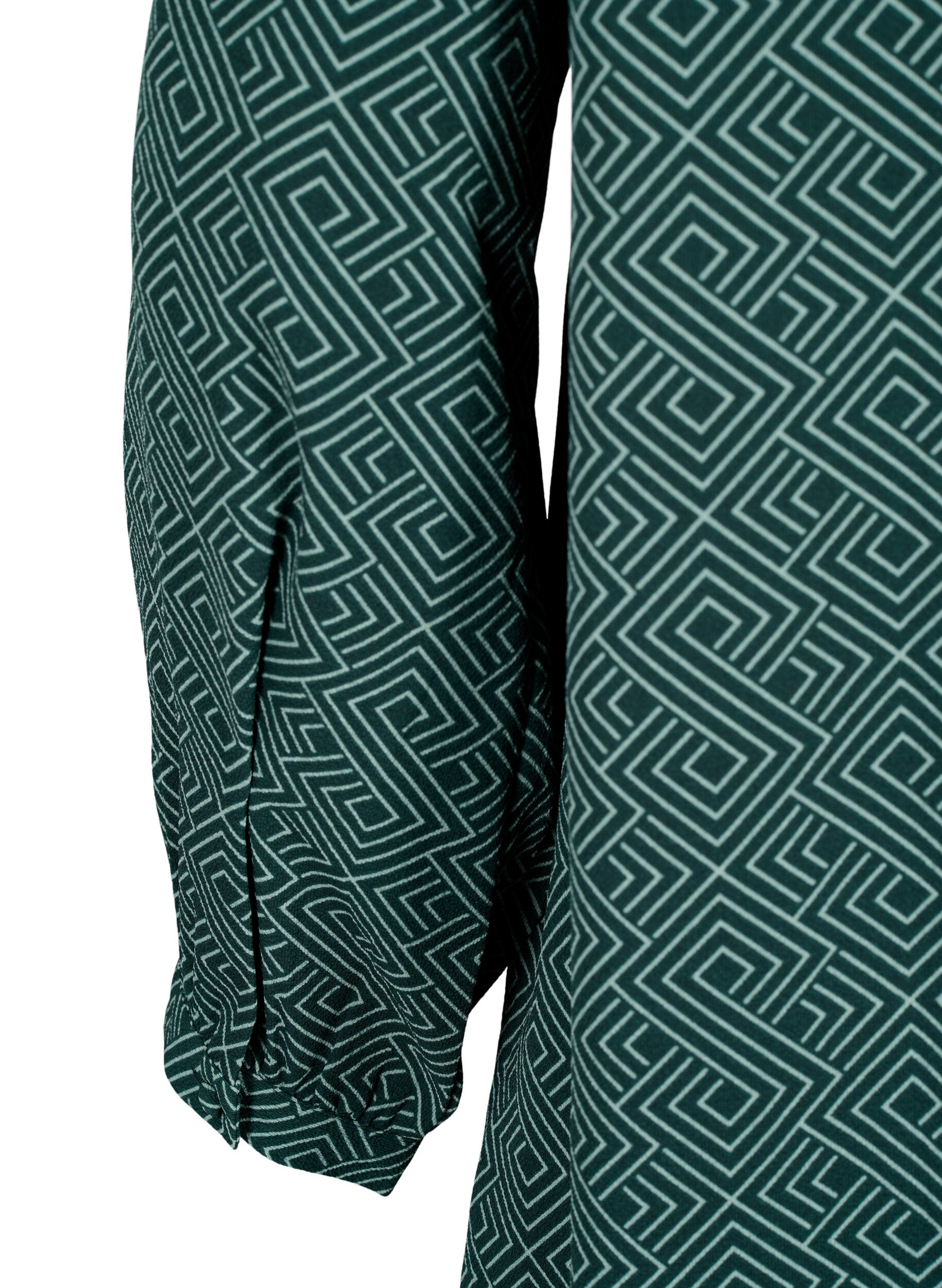 ZizziKl&auml;nning med V-ringning och tryck, Scarab Graphic AOP, Packshot image number 3