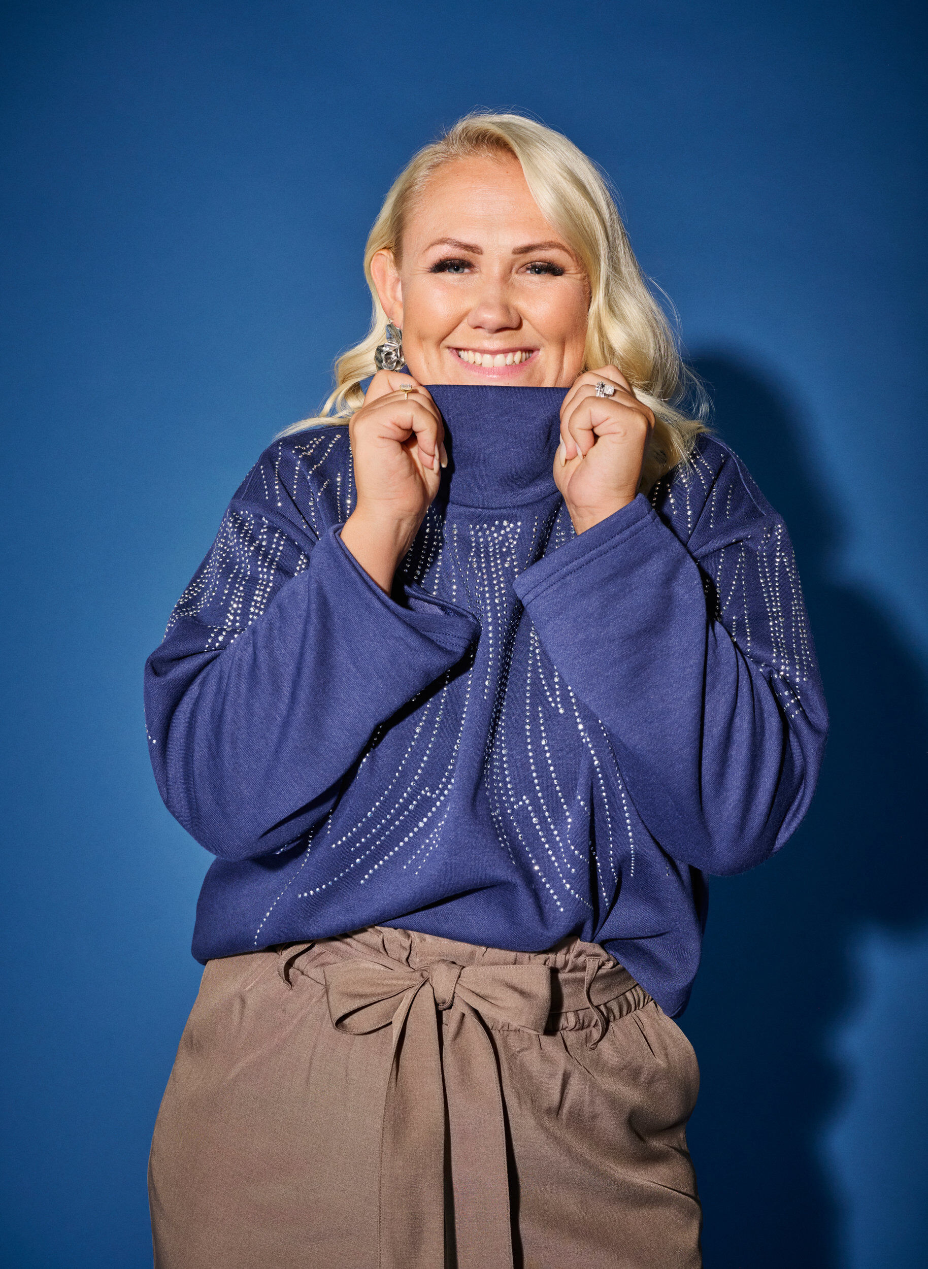 Zizzi Sweatshirt med h&ouml;g hals och strass, Naval Academy, Image image number 0