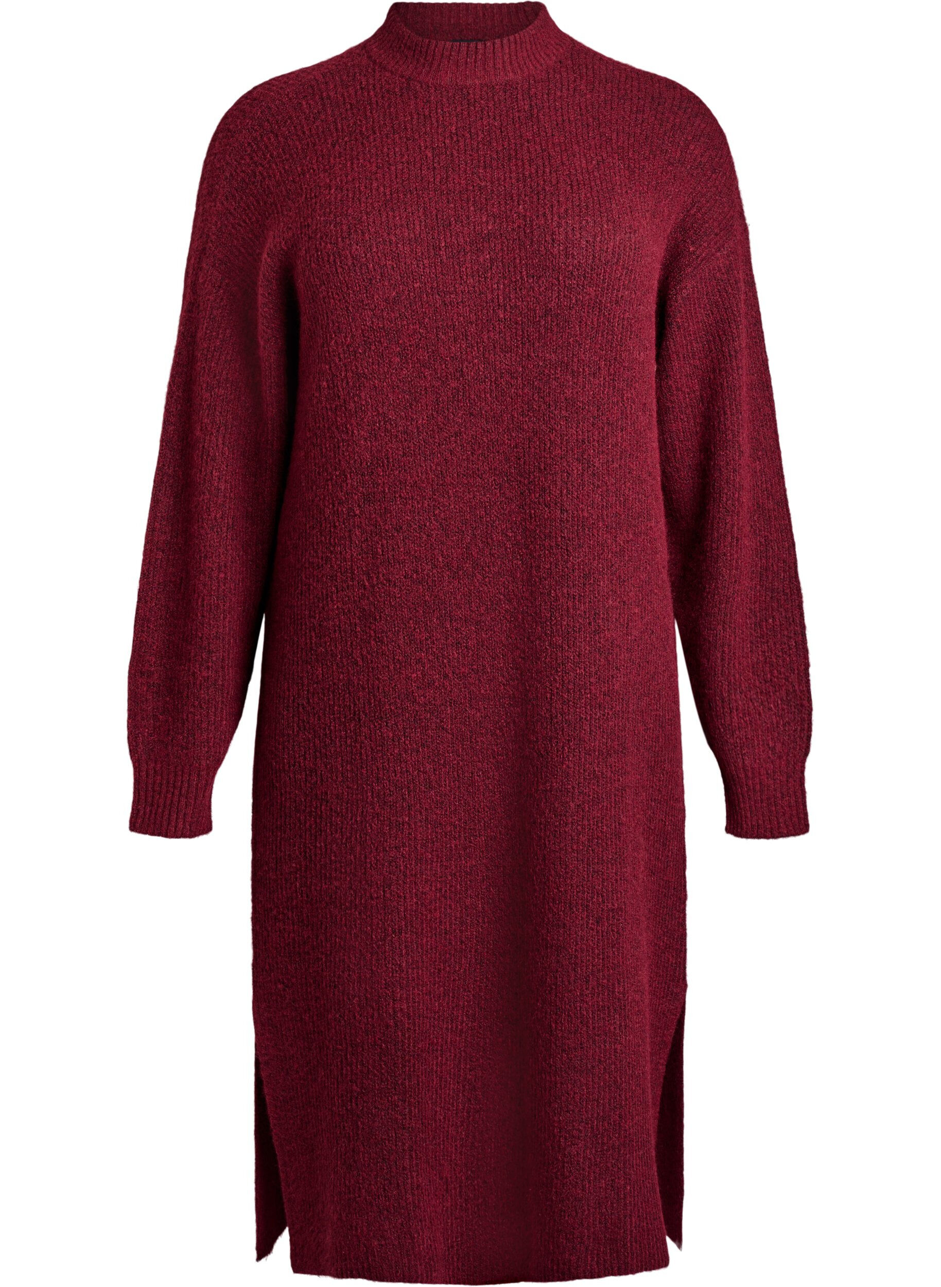 L&aring;ng stickad kl&auml;nning med h&ouml;g hals