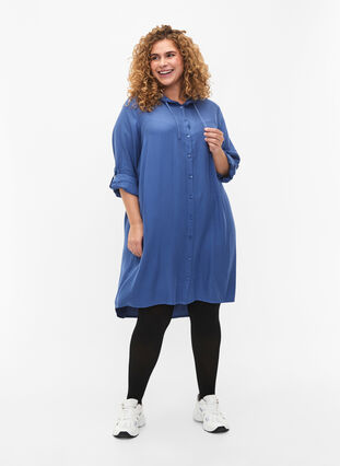 Skjortklänning i viskos med luva och trekvartsärmar, Moonlight Blue, Model image number 2