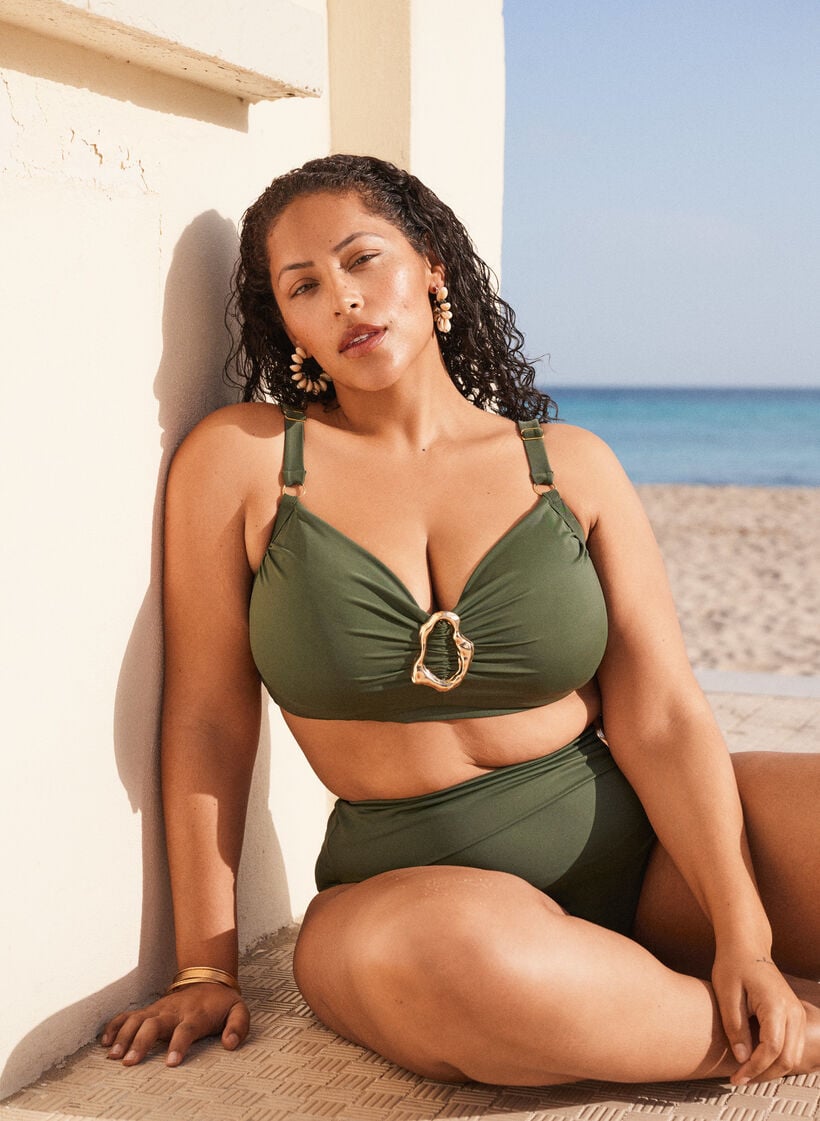 Tai-bikinitrosa med h&ouml;g midja och gulddetalj, Gr&ouml;n, Image image number 0