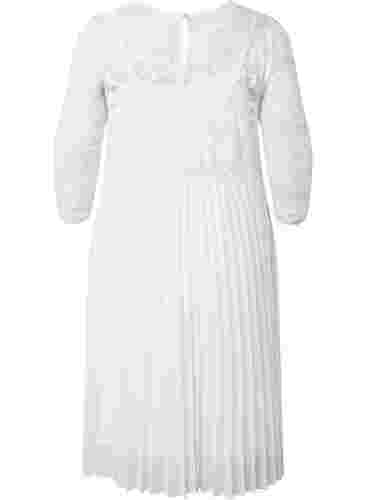 Plisserad klänning med spets och 3/4-ärmar, Bright White, Packshot image number 1