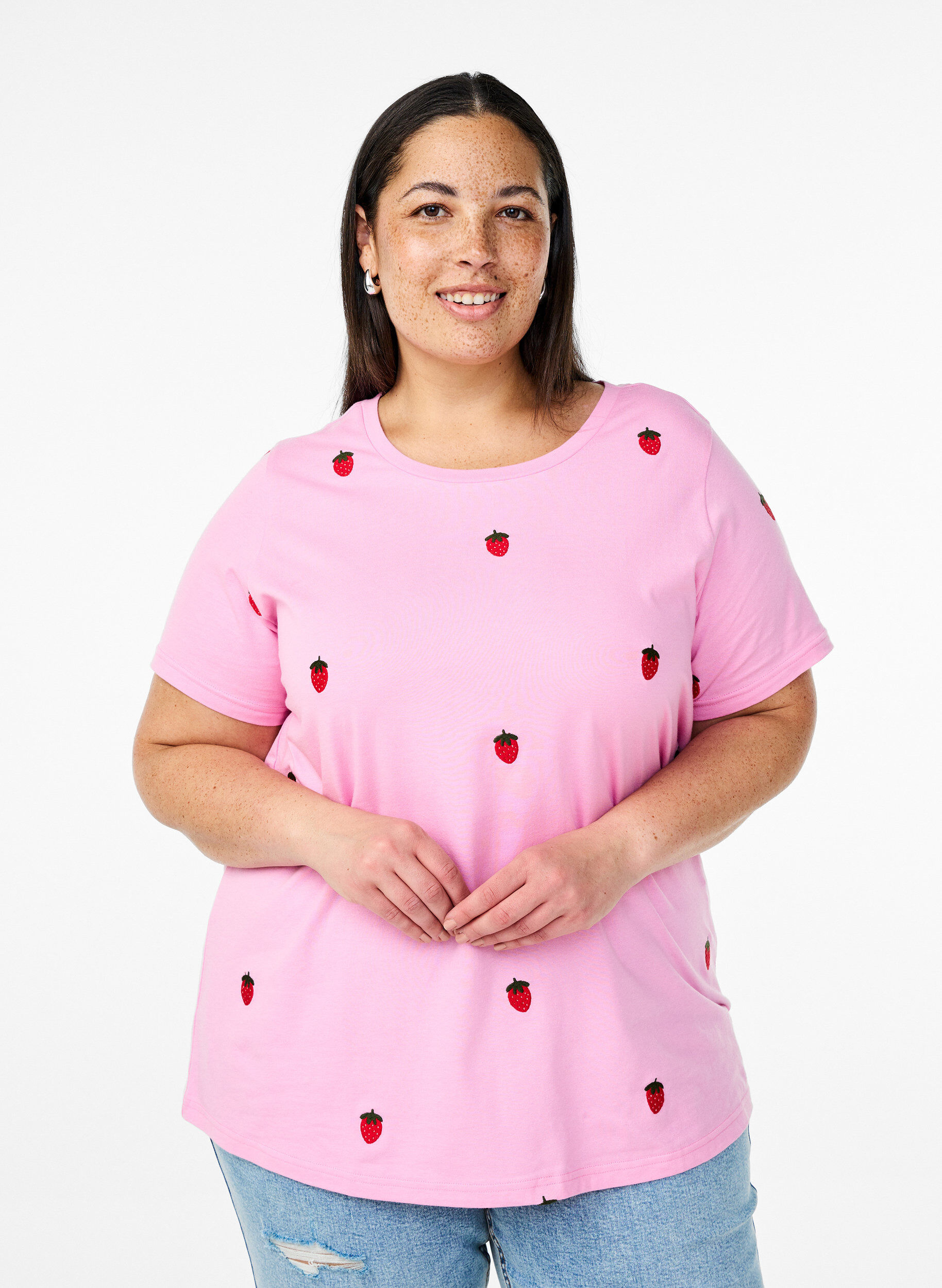 Zizzi T-shirt i ekologisk bomull med broderade motiv, Rosa, Model image number 0