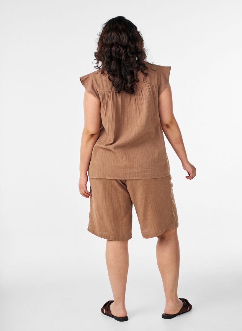 L&ouml;sa shorts i bomullsmuslin med h&ouml;g midja, Brun, Model image number 2