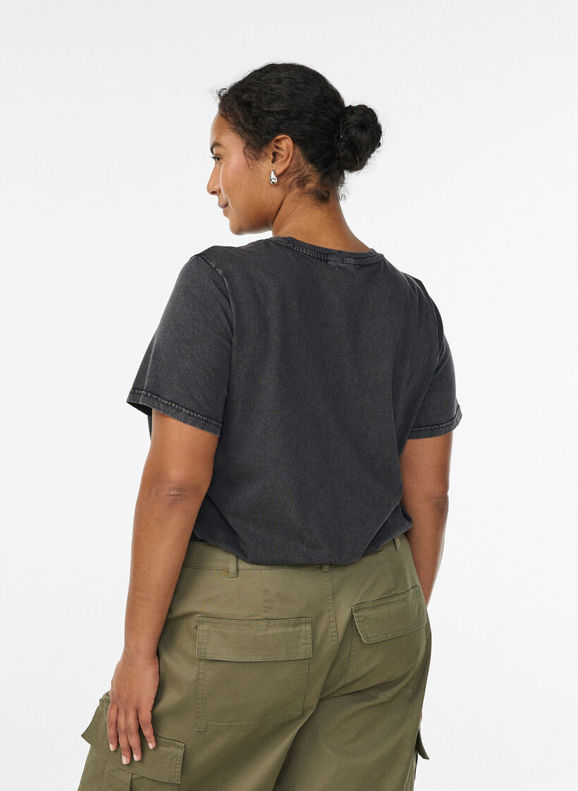 T-shirt i ekologisk bomull med tryck, Gr&aring;, Model image number 1