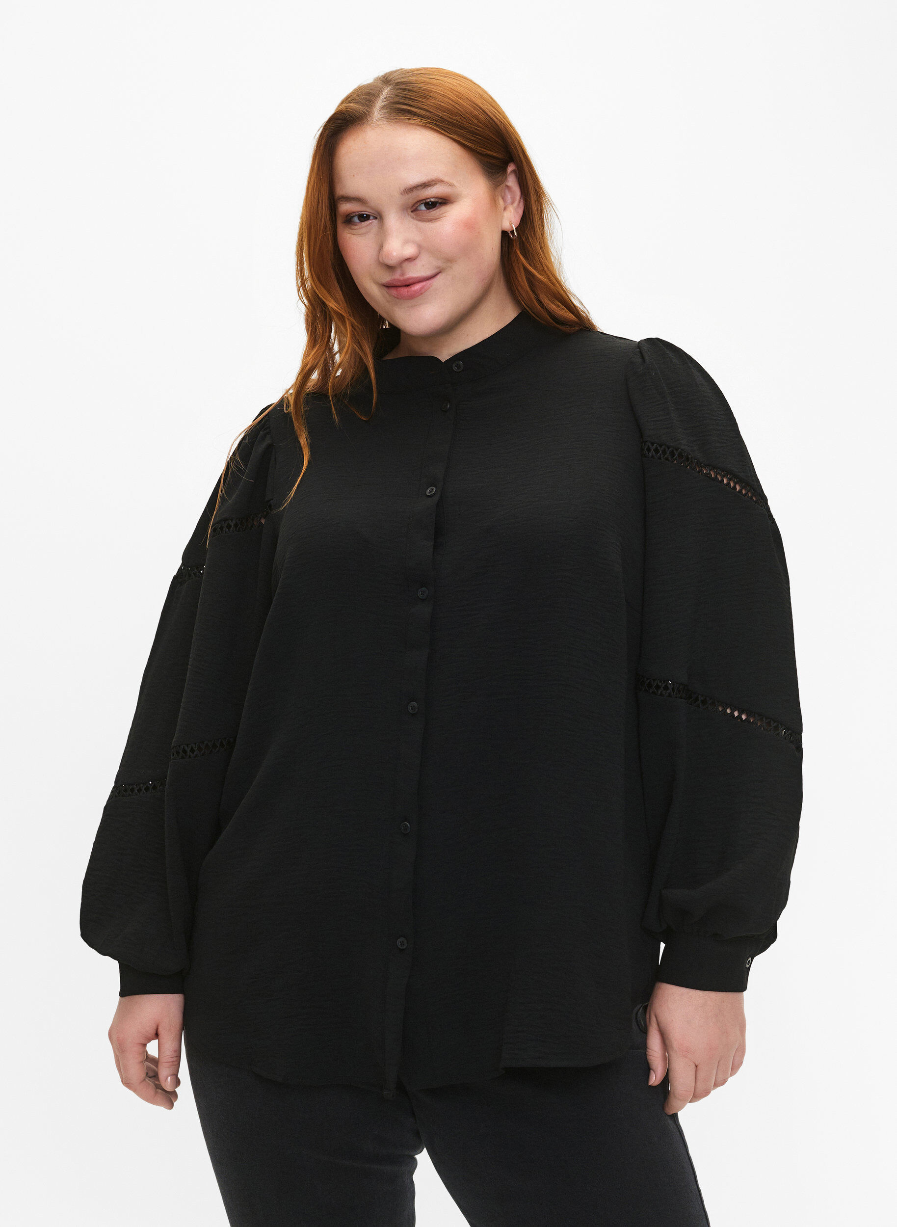 Zizzi Blus med virkade detaljer, Black, Model image number 0