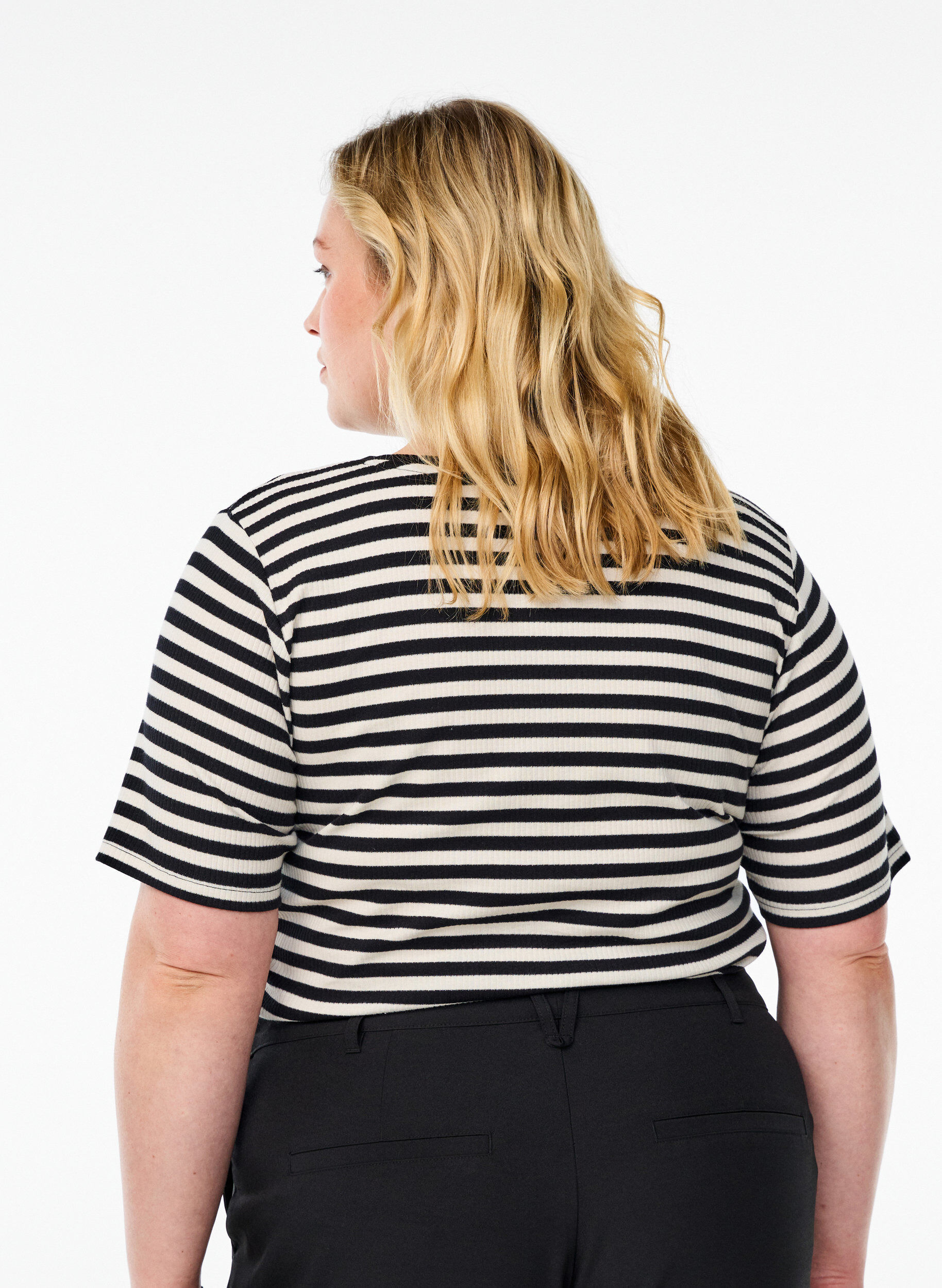 ZizziRandig t-shirt med ribbad struktur, Svart, Model image number 2