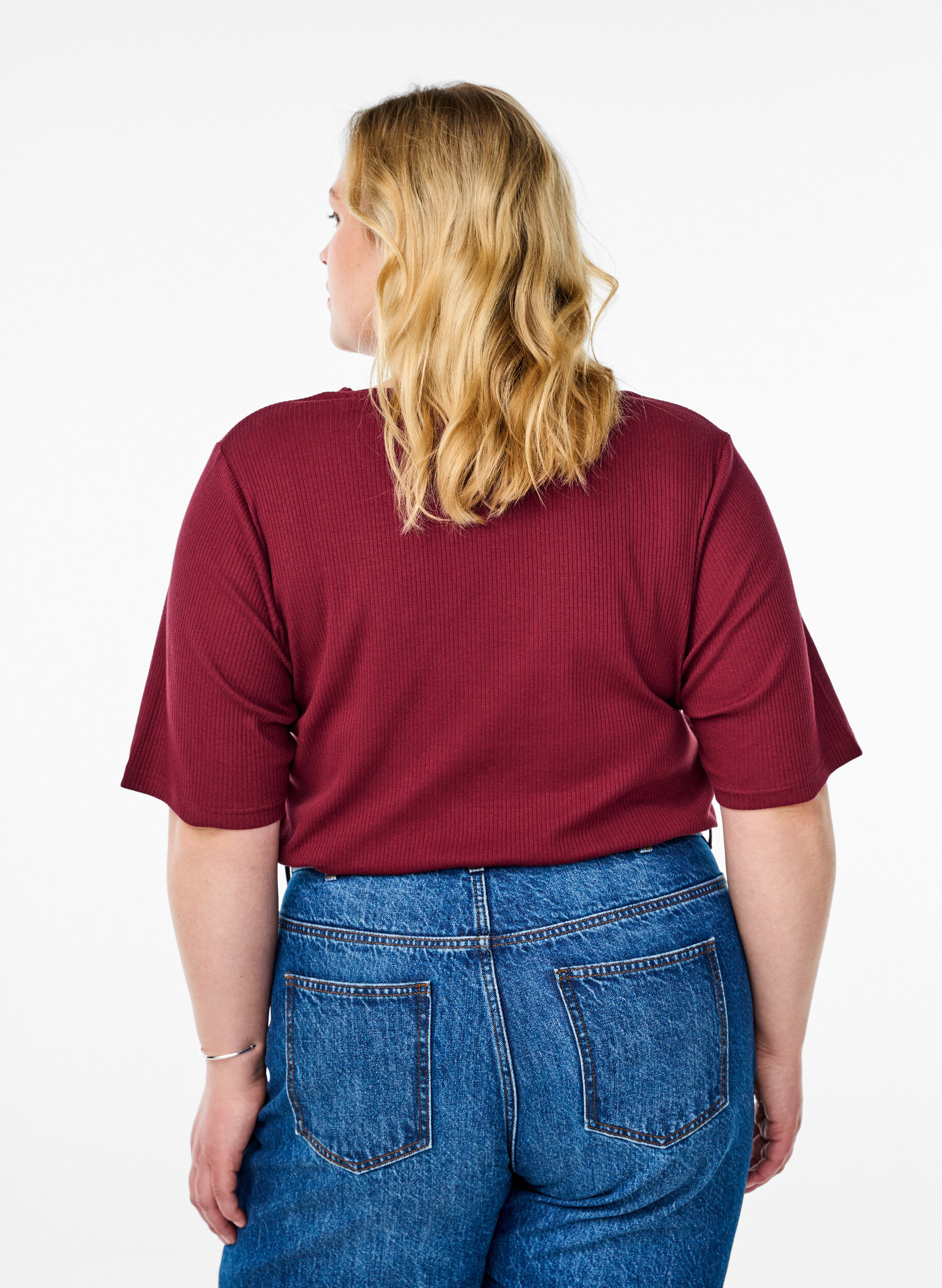 ZizziBlus i ribbad jersey med korta &auml;rmar, M&ouml;rk Bordeaux, Model image number 2