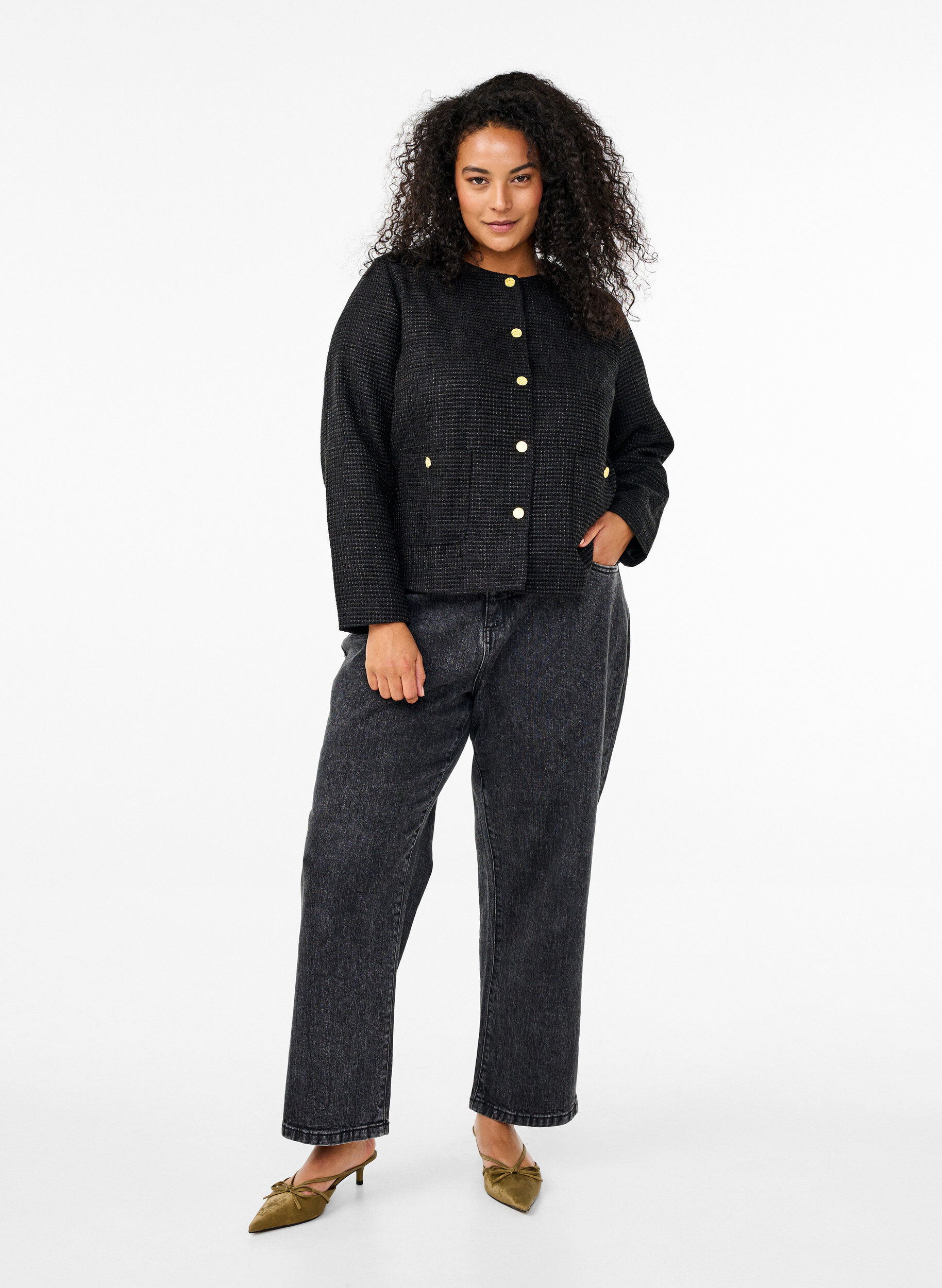 Zizzi Boucl&eacute;jacka med fickor och dekorativa knappar, Black, Model image number 2