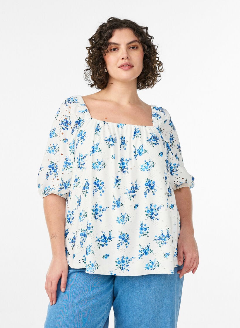 Blus med blomm&ouml;nster, fyrkantig ringning och brodyr, Vit, Model image number 0