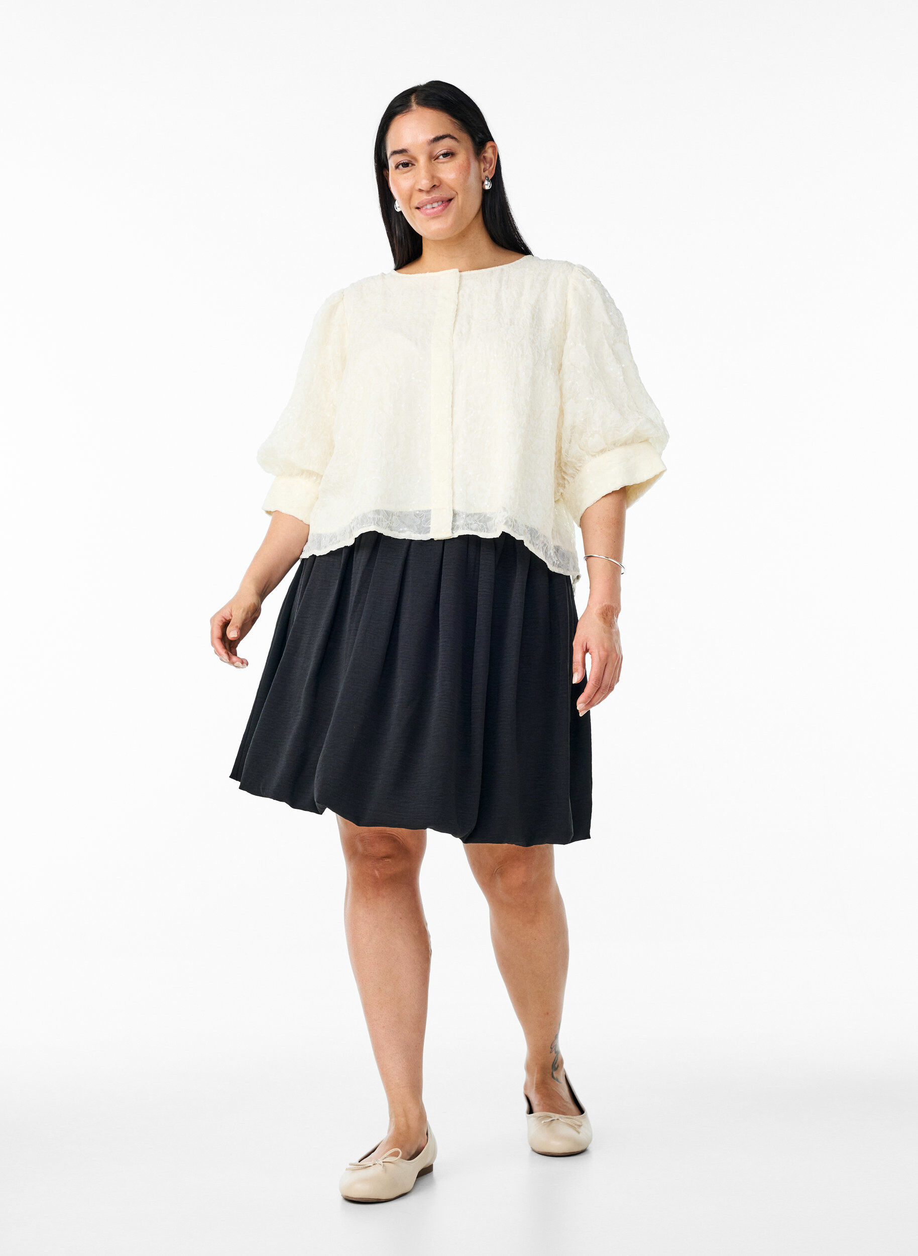 Zizzi Partyblus med paljetter och 1/2 &auml;rmar, Vanilla, Model image number 1