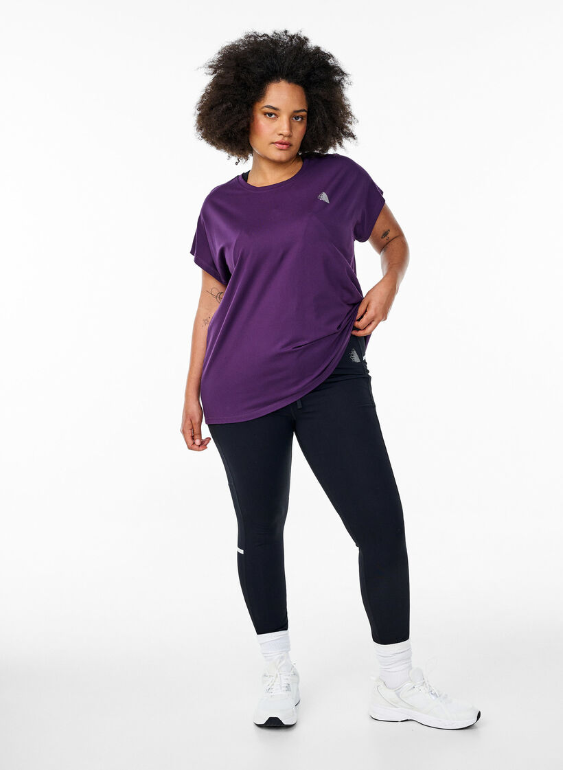Enf&auml;rgad tr&auml;nings-T-shirt, Lila, Model image number 1