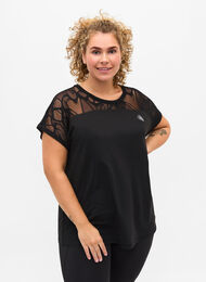 Kortärmad tränings t-shirt med mönstrad mesh, Black, Model