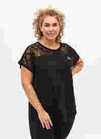 Kortärmad tränings t-shirt med mönstrad mesh, Black, Model