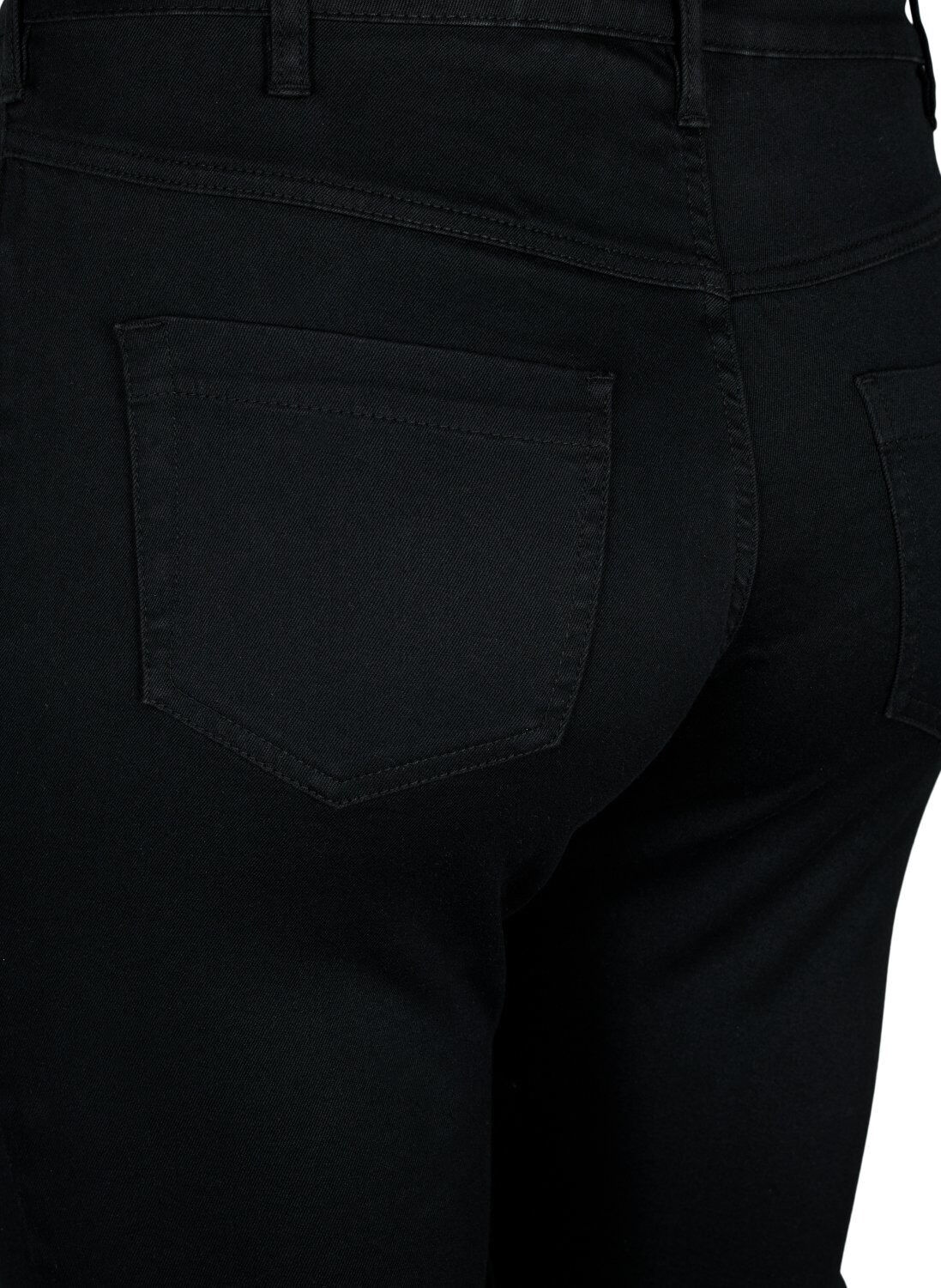 ZizziEmily jeans med smal passform och normal midja, Svart, Model image number 3