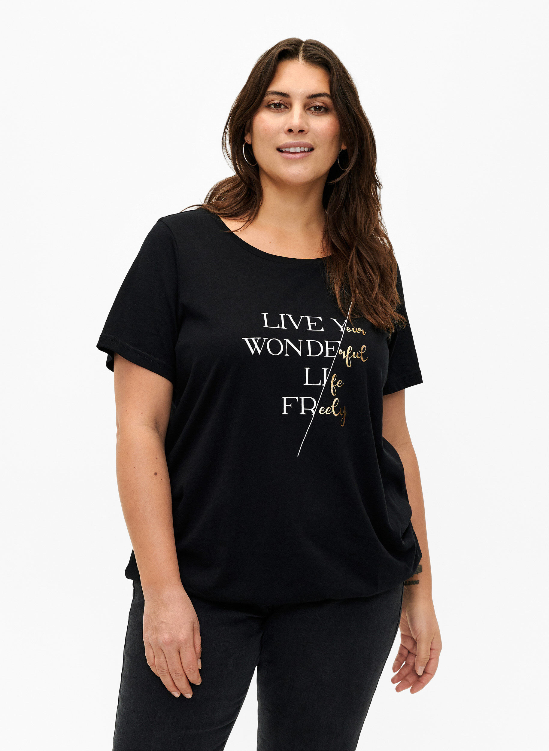 Zizzi Kort&auml;rmad t-shirt i bomull med elastisk kant, Black w. Live, Model image number 0