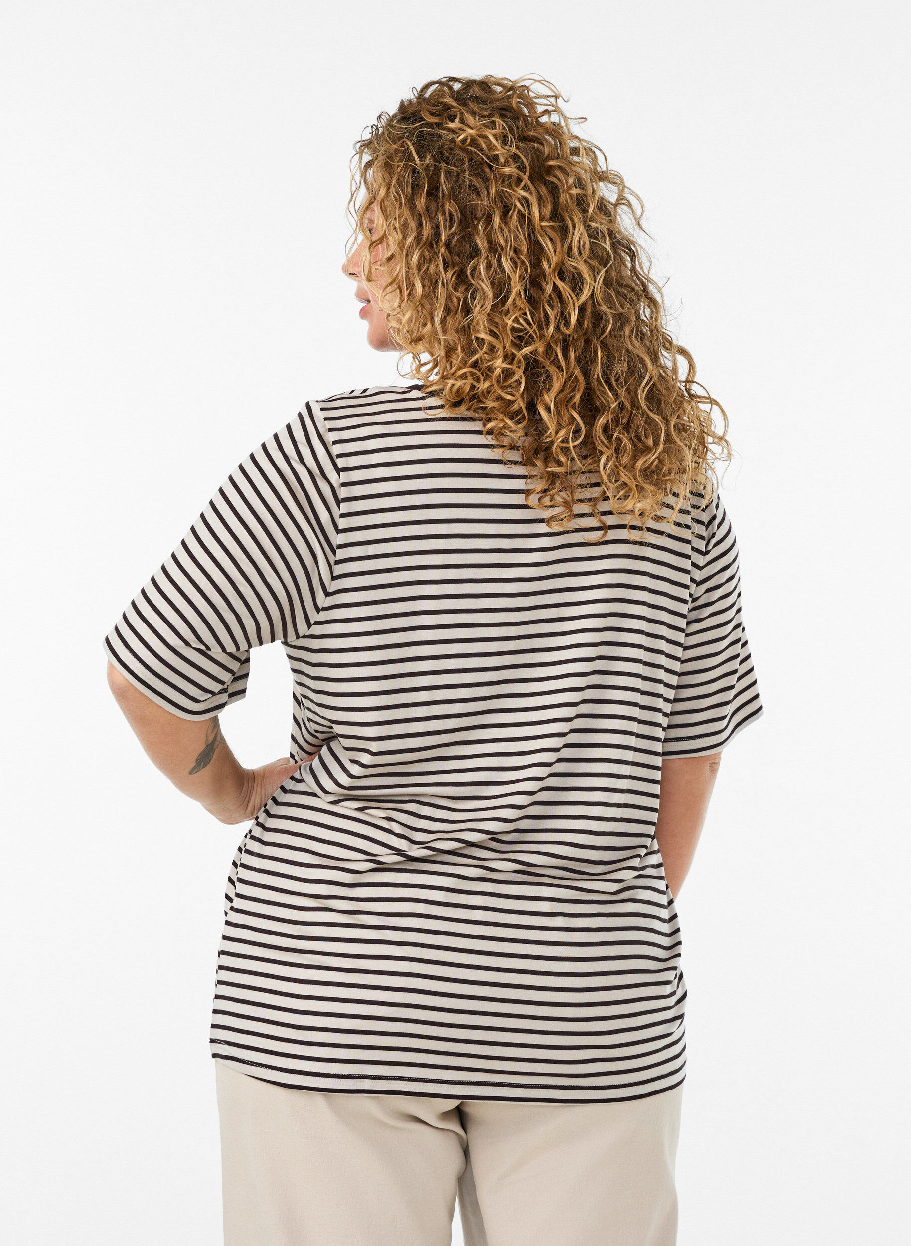 ZizziT-shirt i TENCEL&trade; Lyocell med r&auml;nder, Brun, Model image number 2