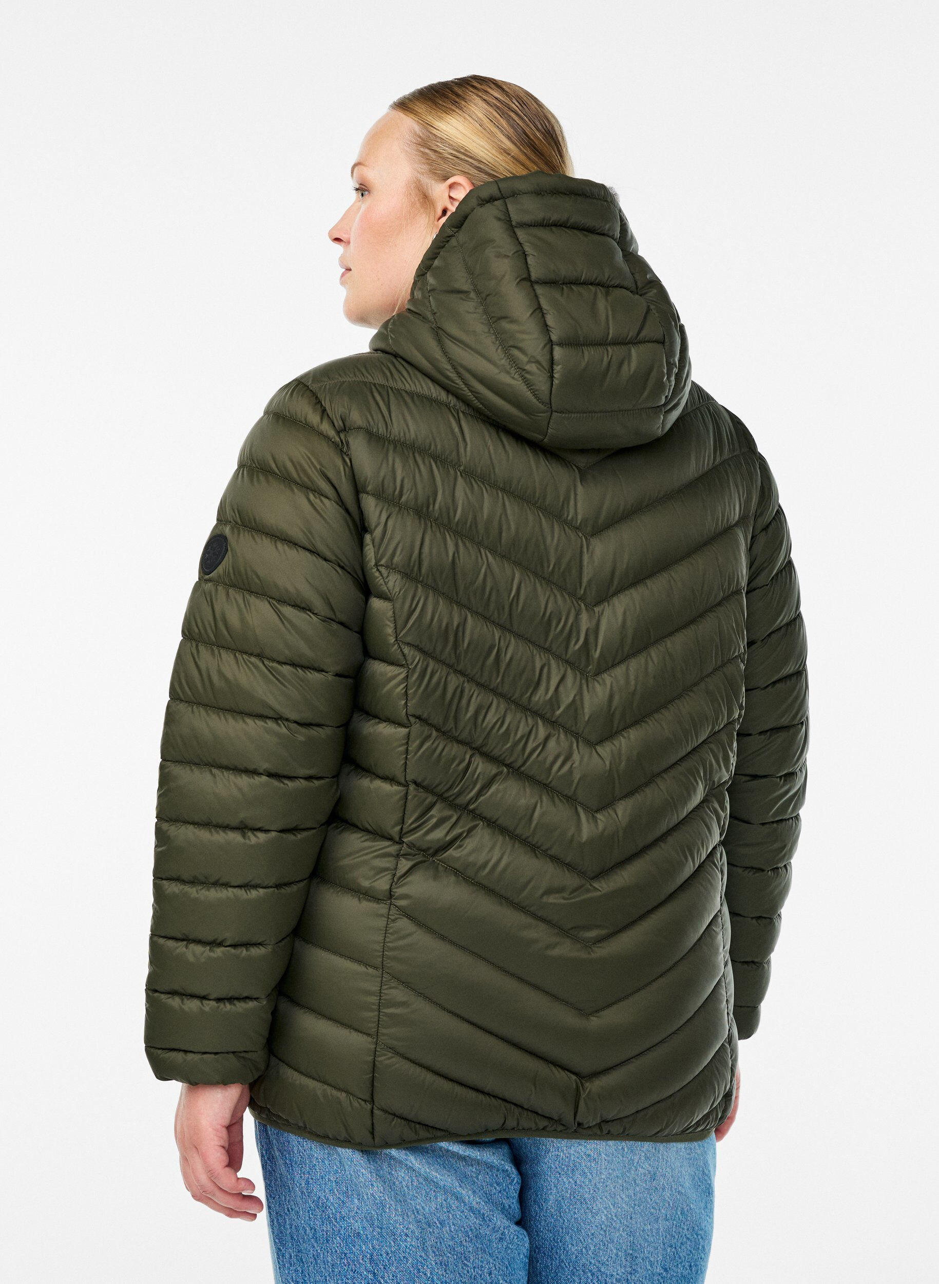 ZizziL&auml;ttviktsjacka med huva, Gr&ouml;n, Model image number 2