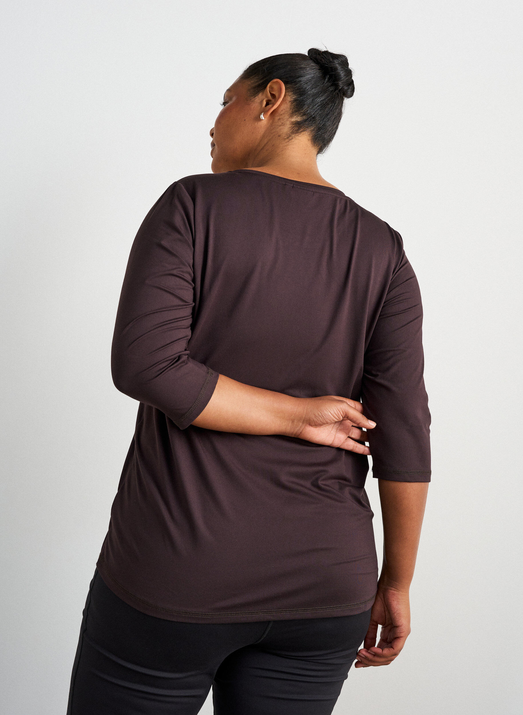 ZizziTr&auml;ningstr&ouml;ja med 3/4 &auml;rmar, Brown, Model image number 2
