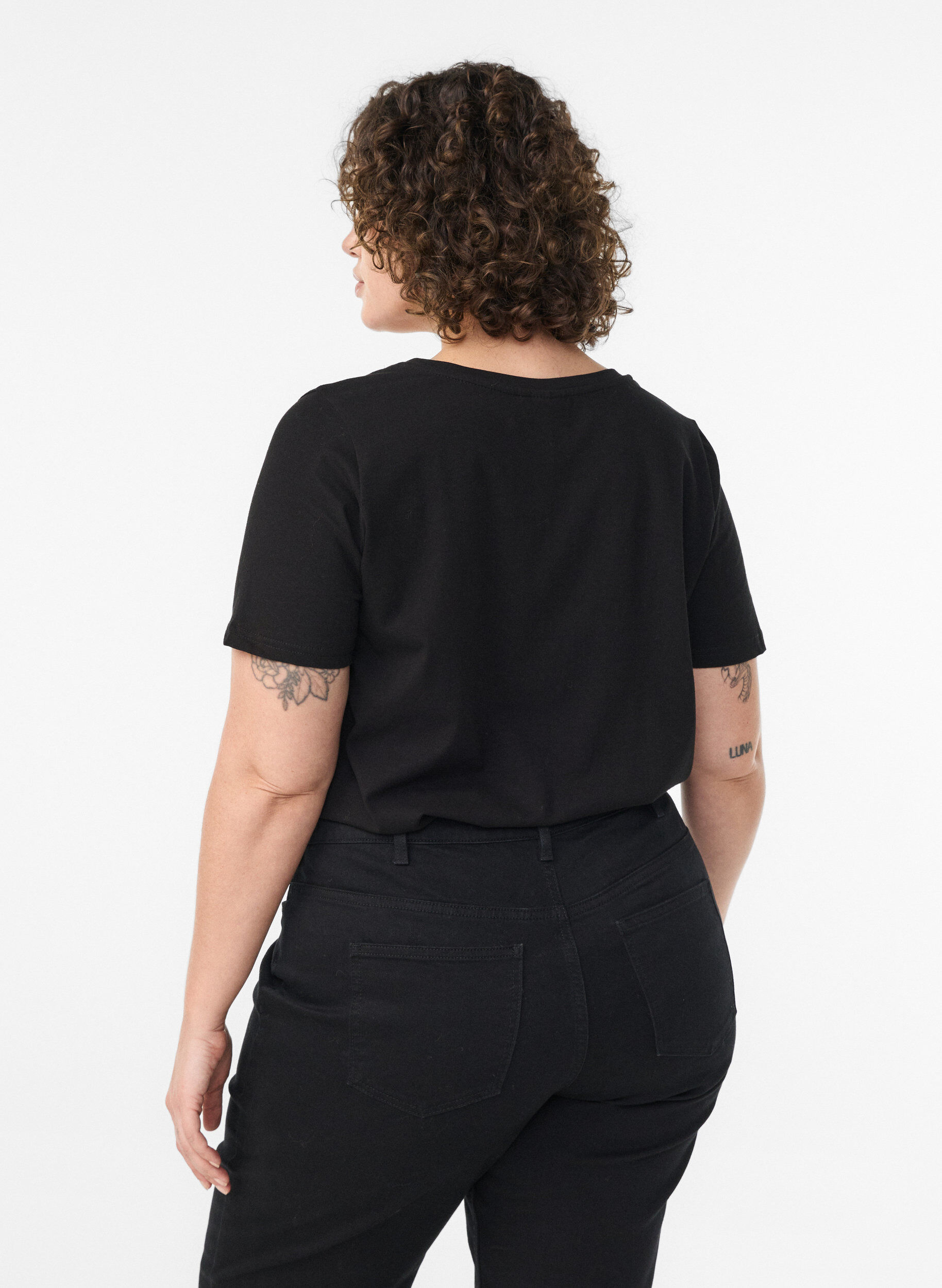 ZizziEnf&auml;rgad t-shirt i bomull, Svart, Model image number 2